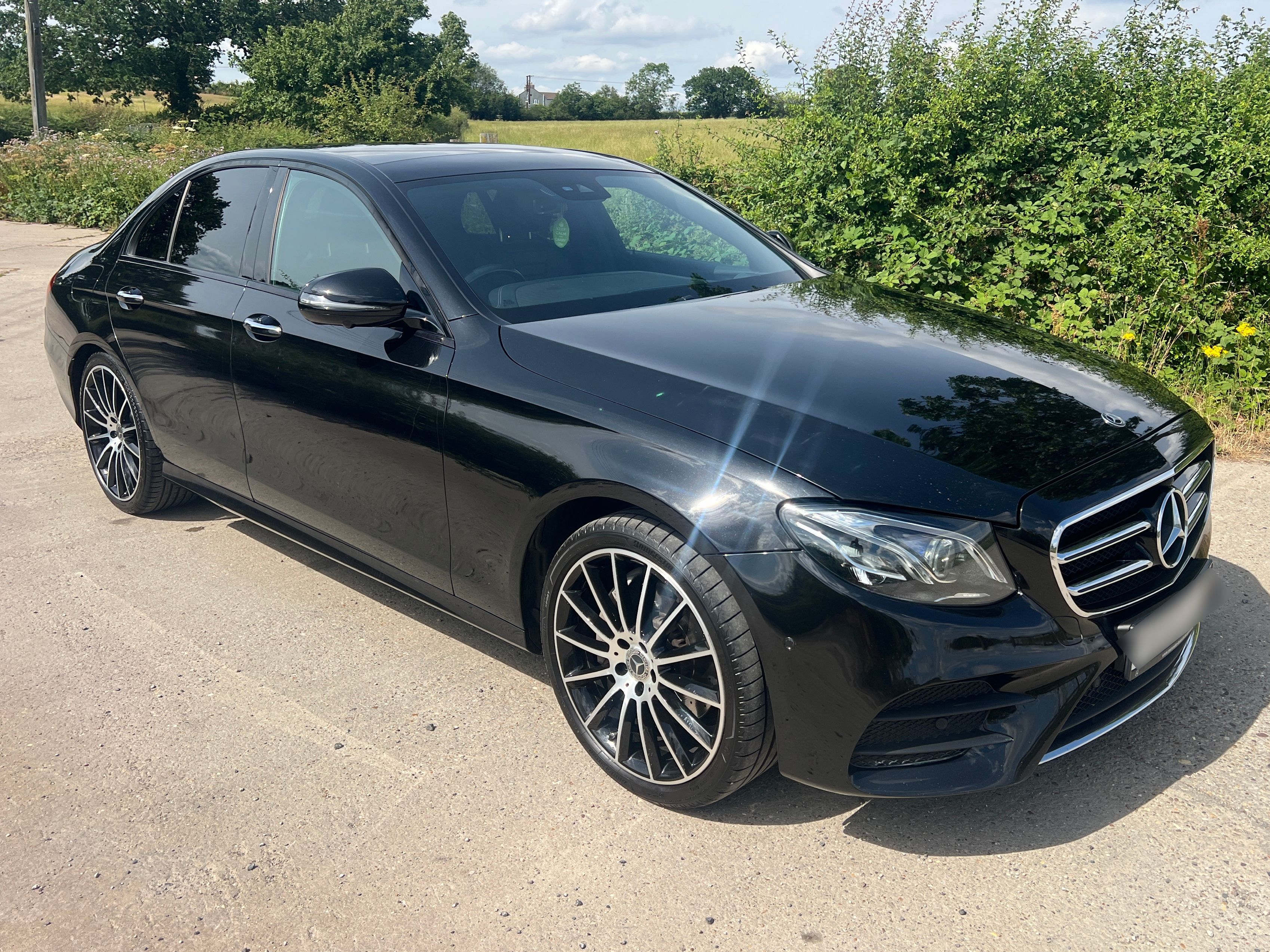 Mercedes E 220 AMG LNE NGT ED PRM + D A