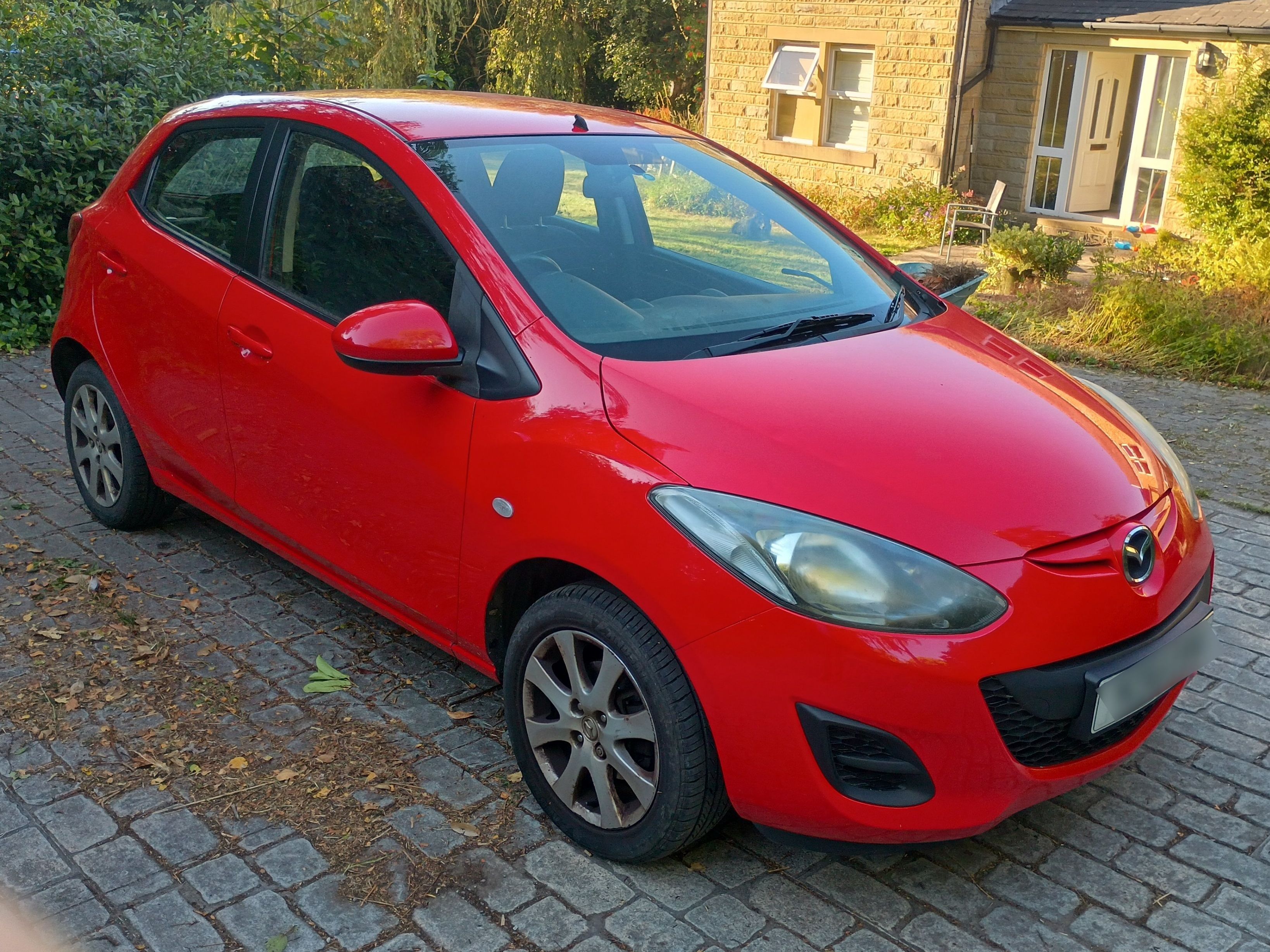 Mazda 2