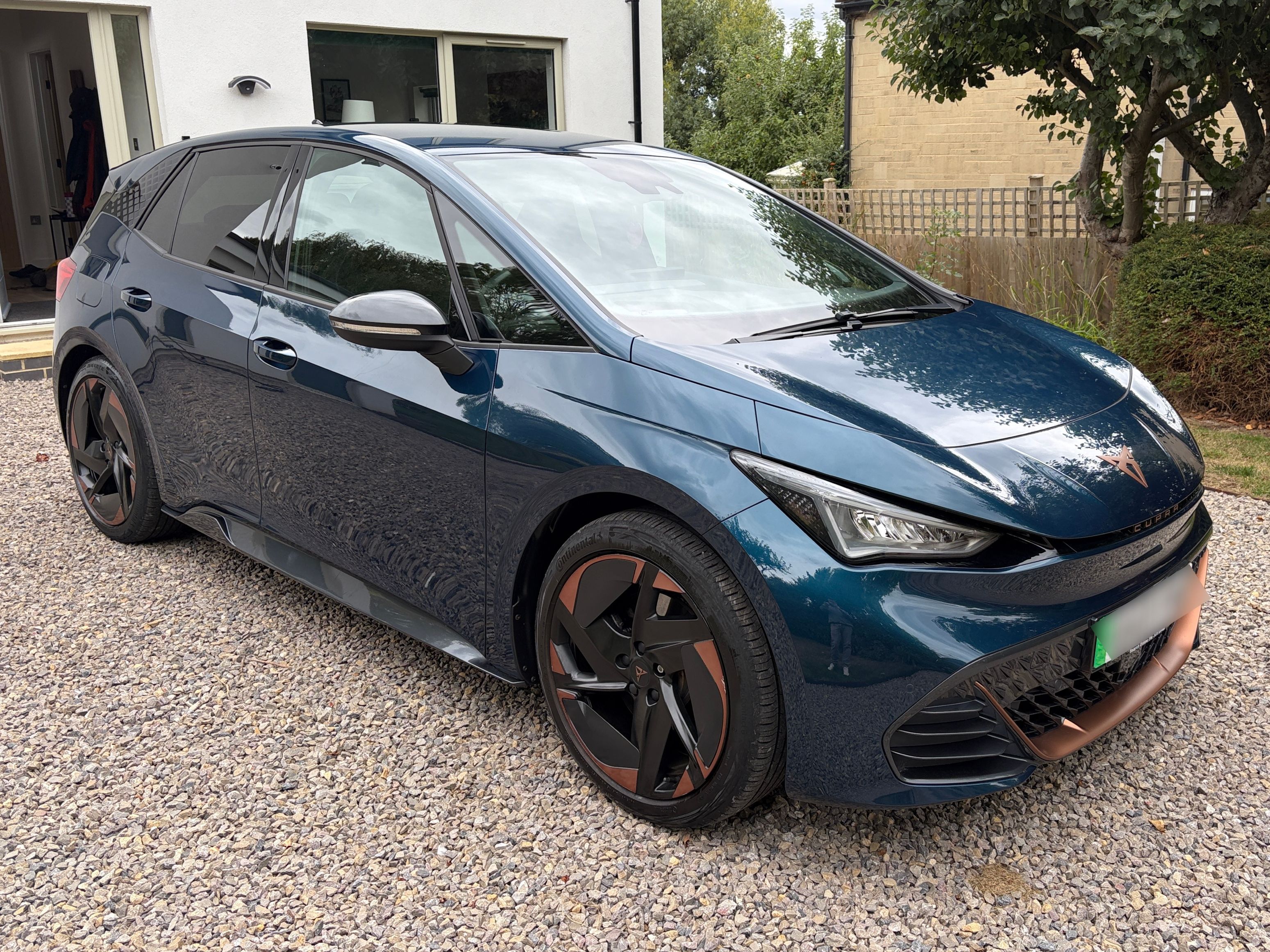 Cupra Born V3 EV