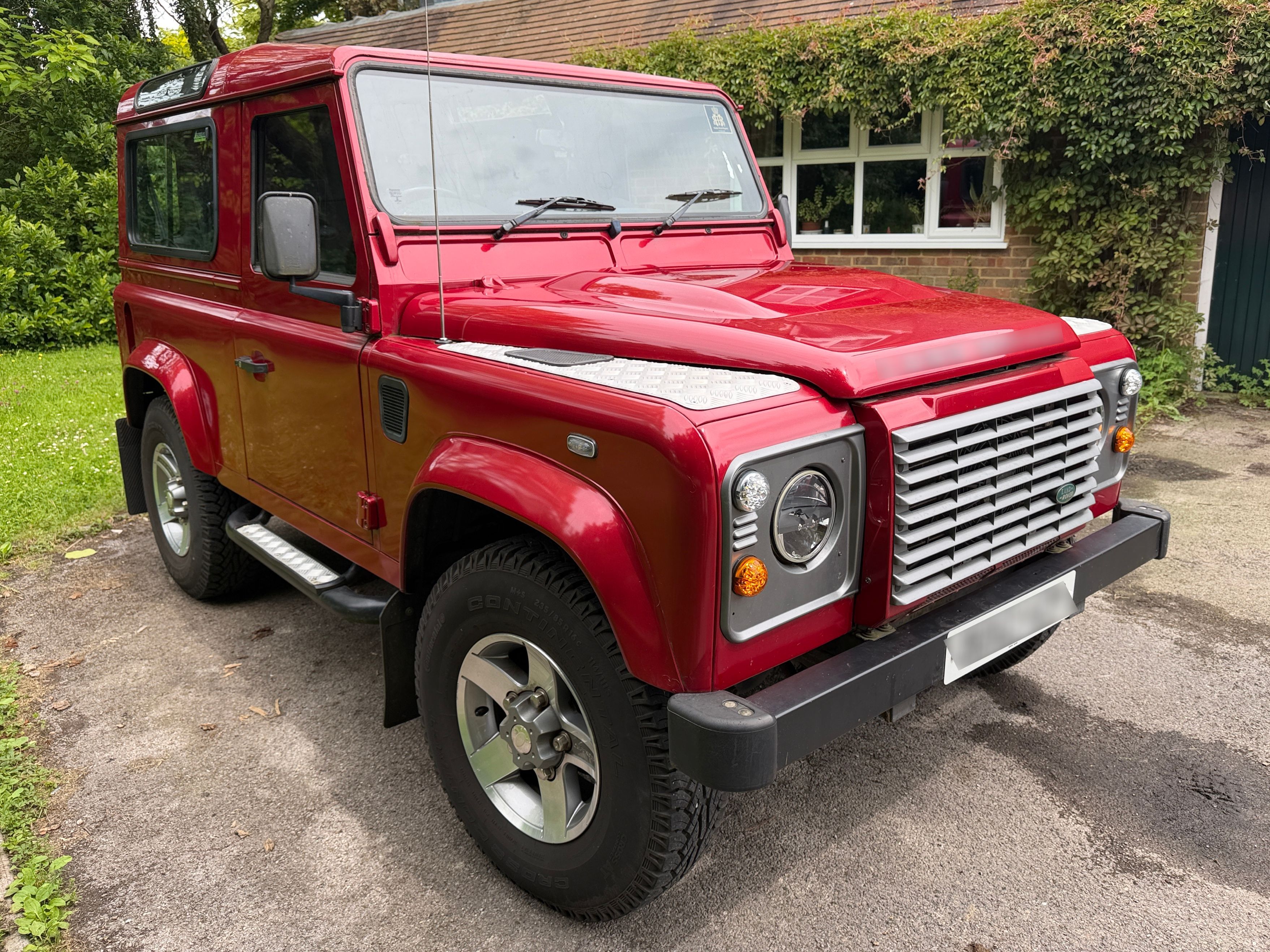 Land Rover Defender