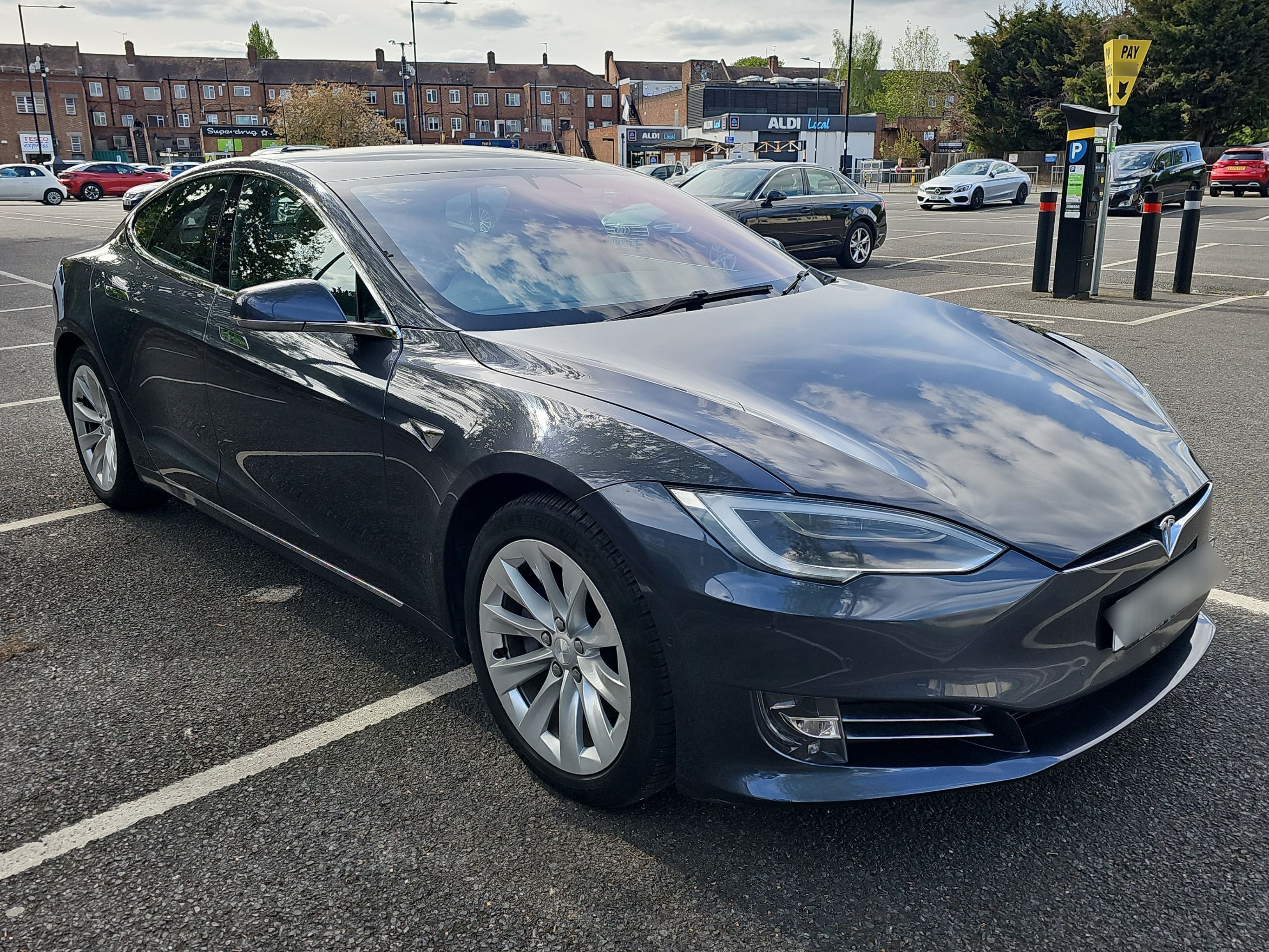 Tesla Model S