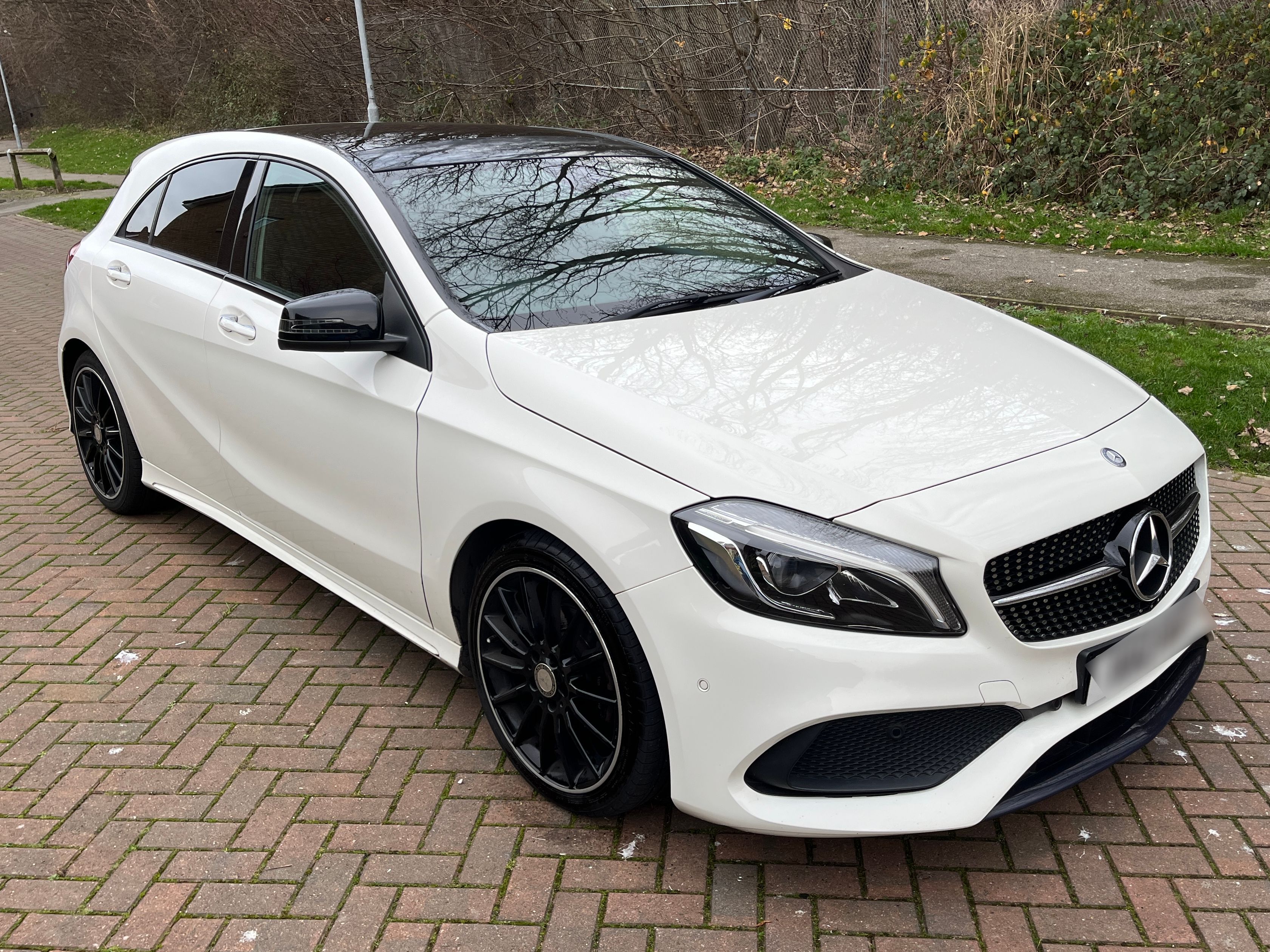 Mercedes A 200 D AMG Line Premium +