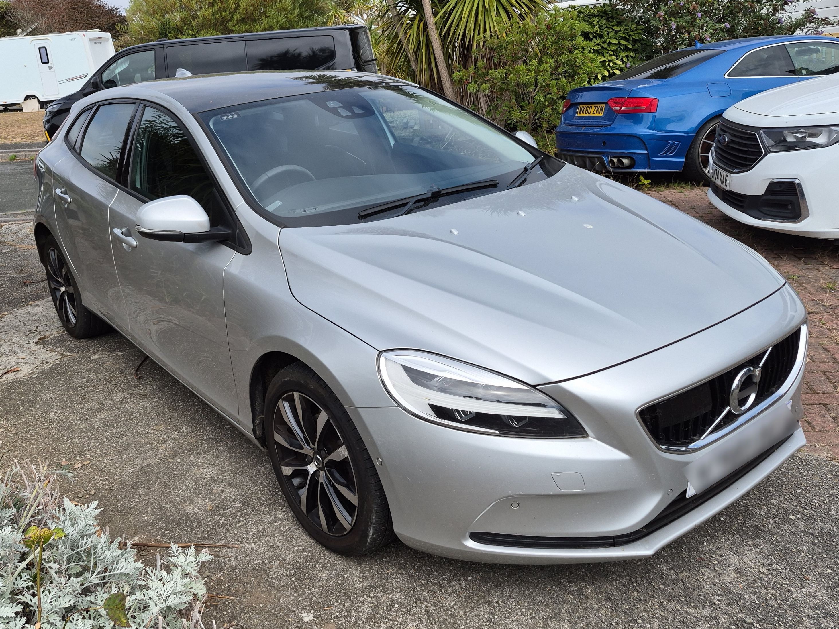 Volvo V40