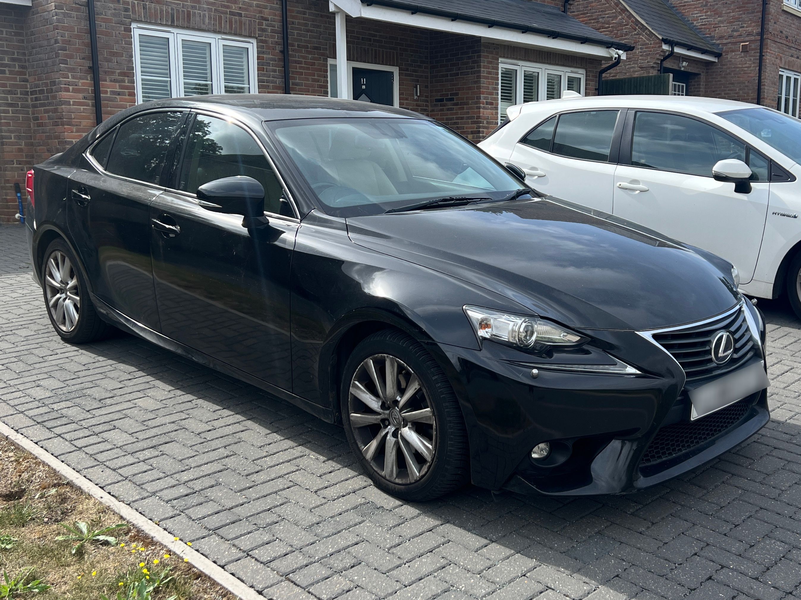 Lexus IS 300H Executive Edition CVT