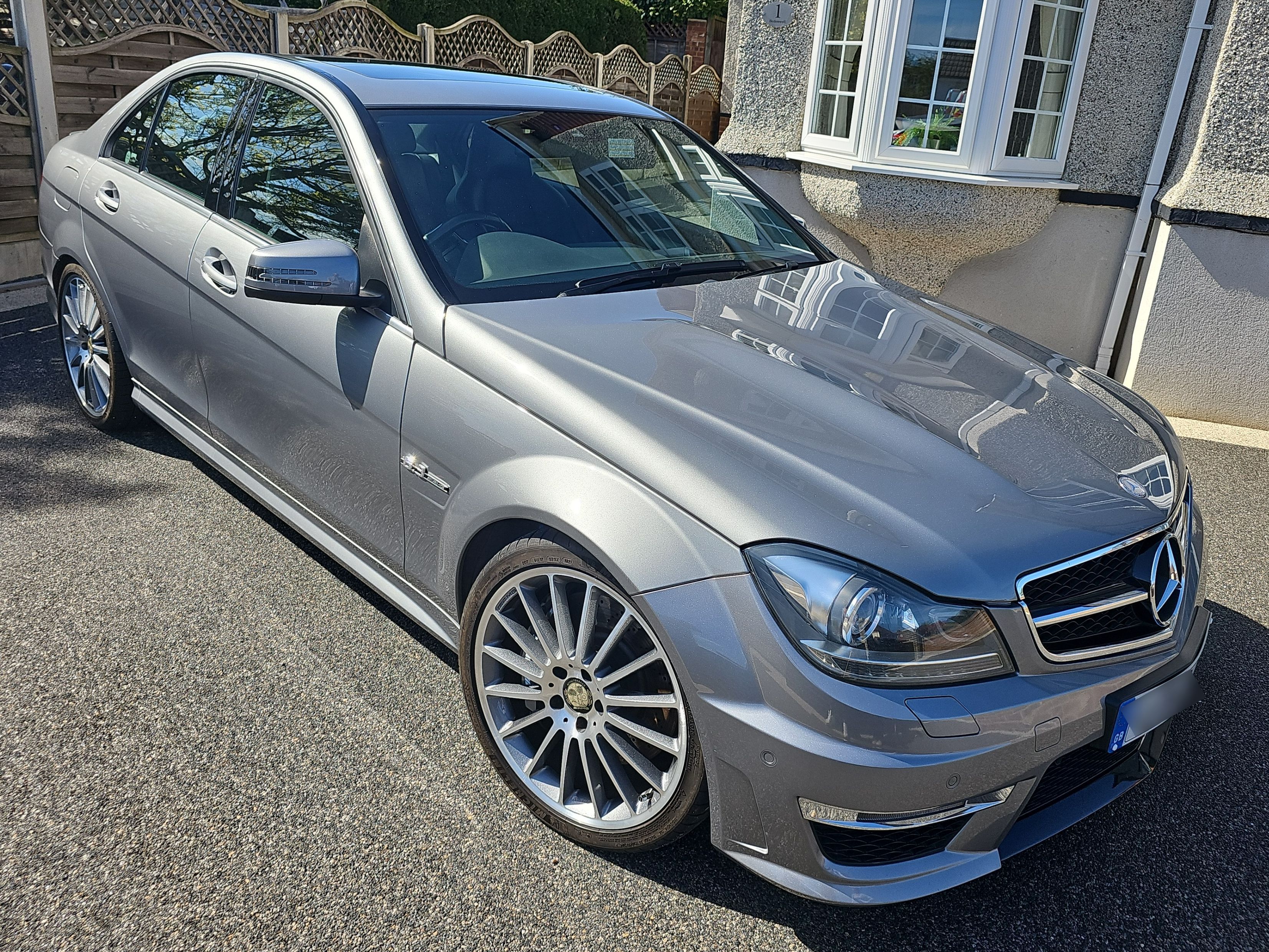 Mercedes C63 AMG Auto