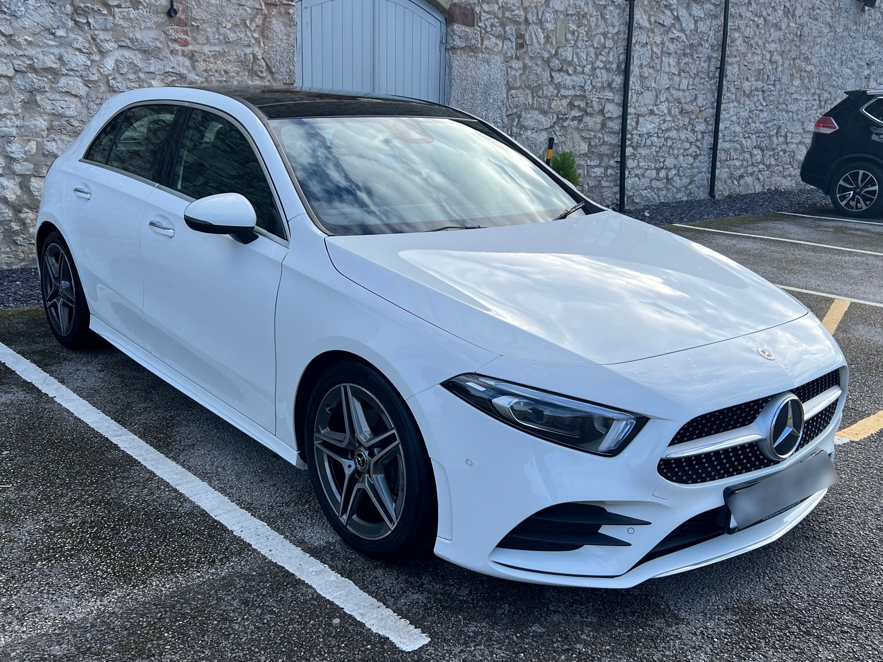 Mercedes A 200 AMG Line Premium + Auto