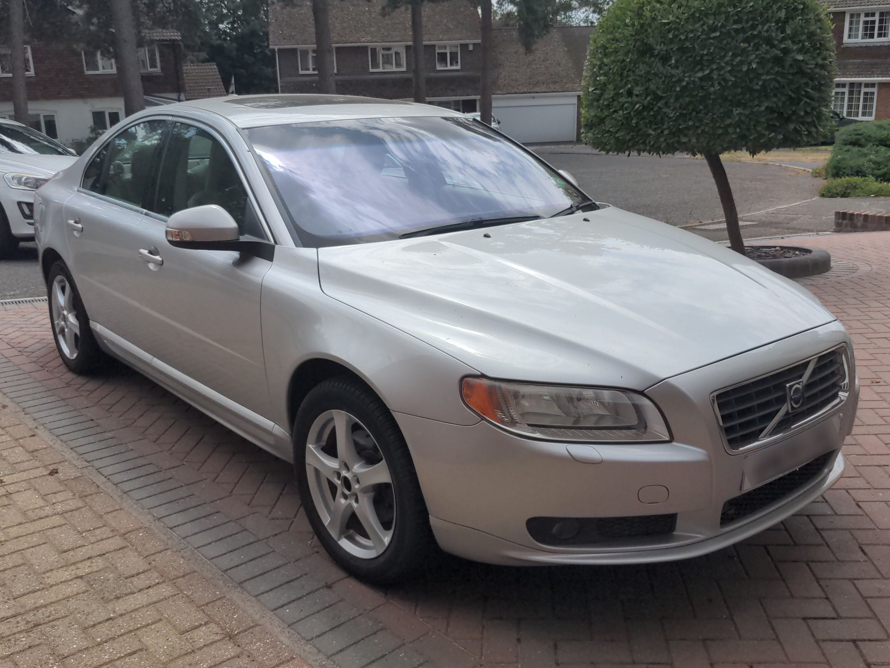 Volvo S80