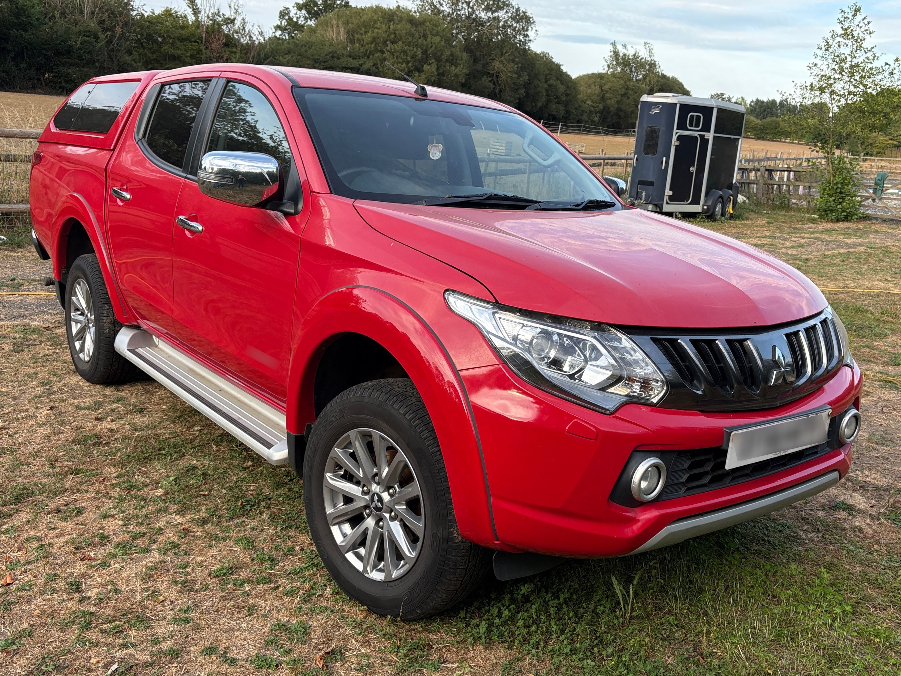 Mitsubishi L200