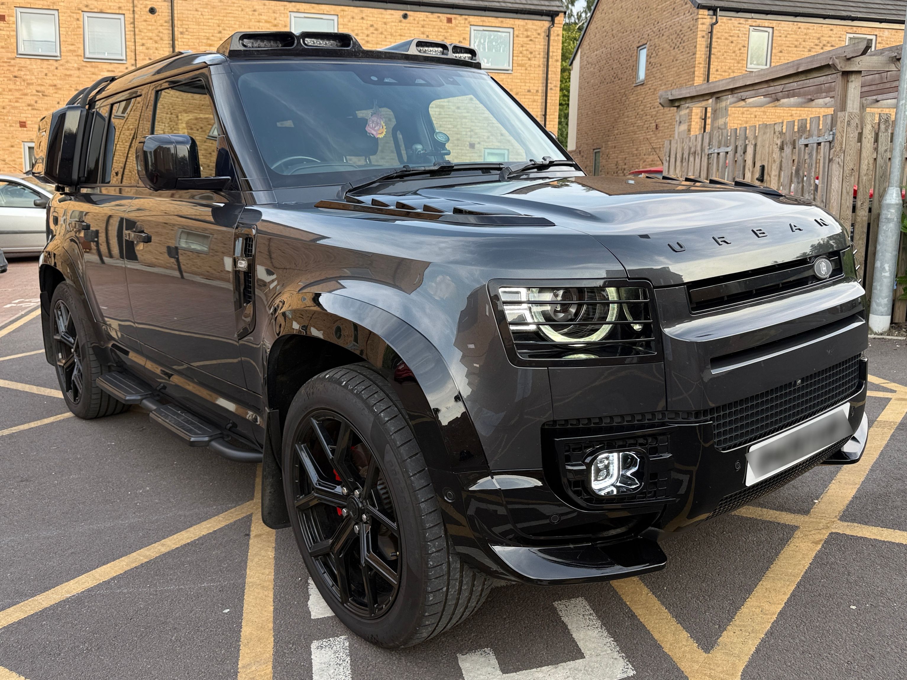 Land Rover Defender