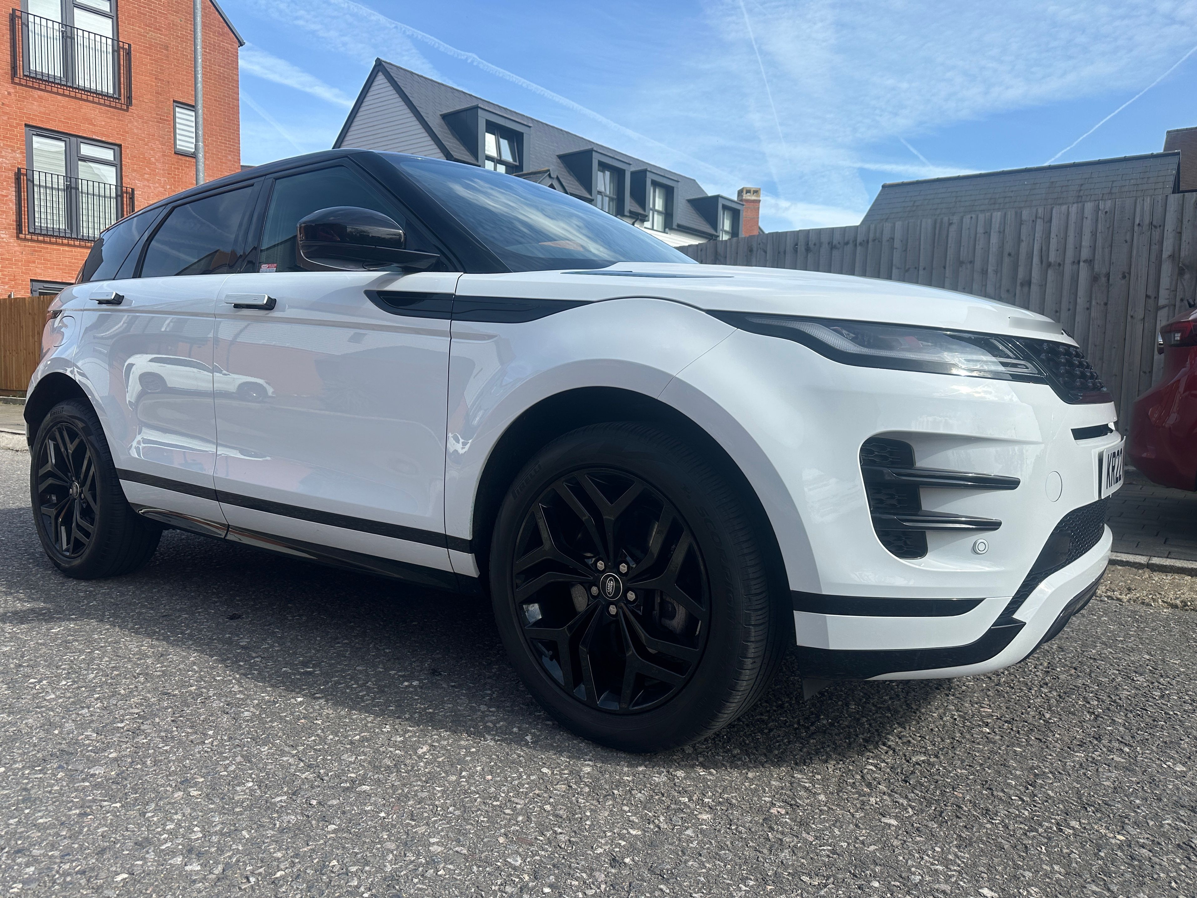 Land Rover R R Evoque R-DYNAMIC HSE D MHEV A