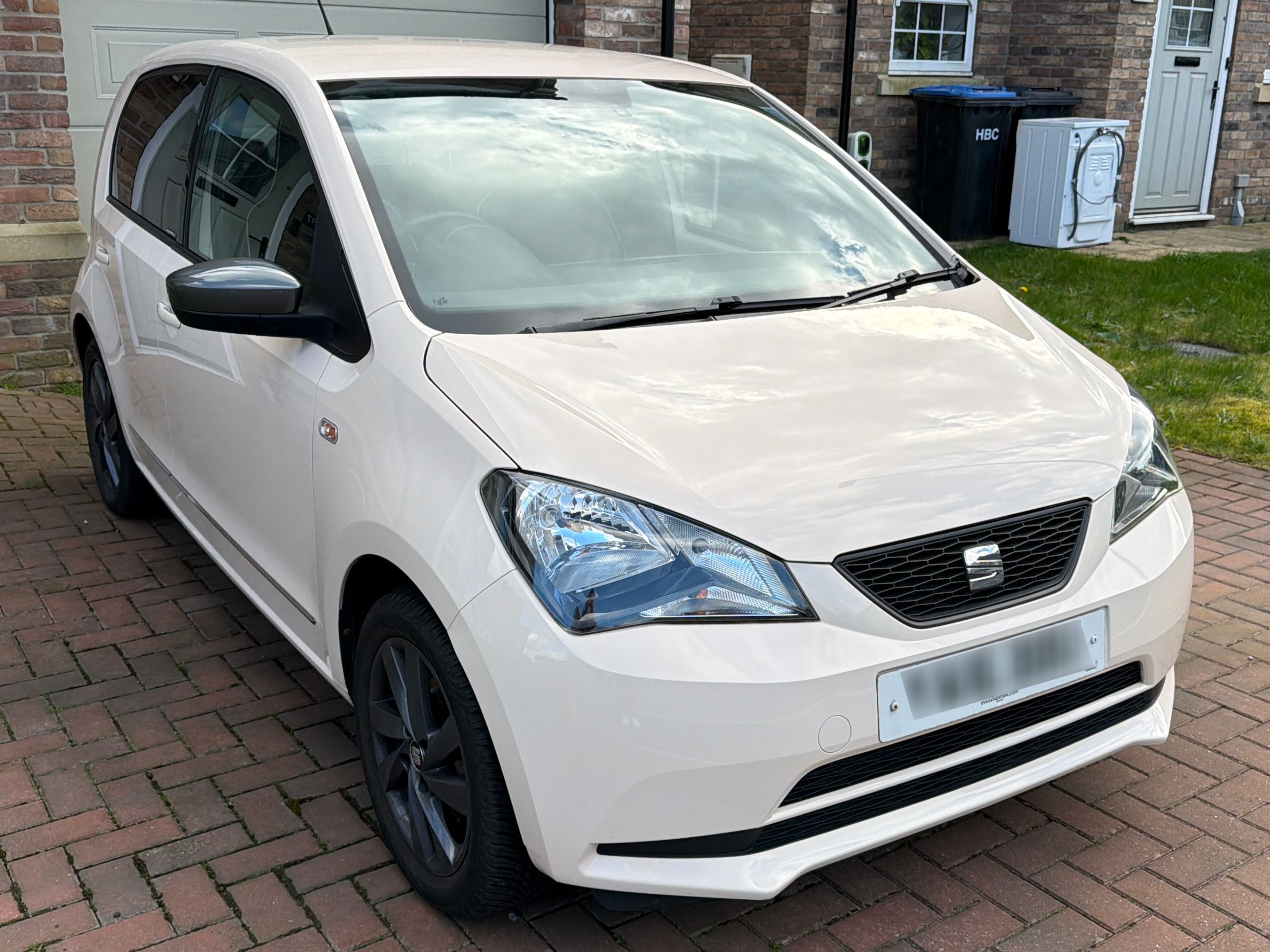 SEAT Mii