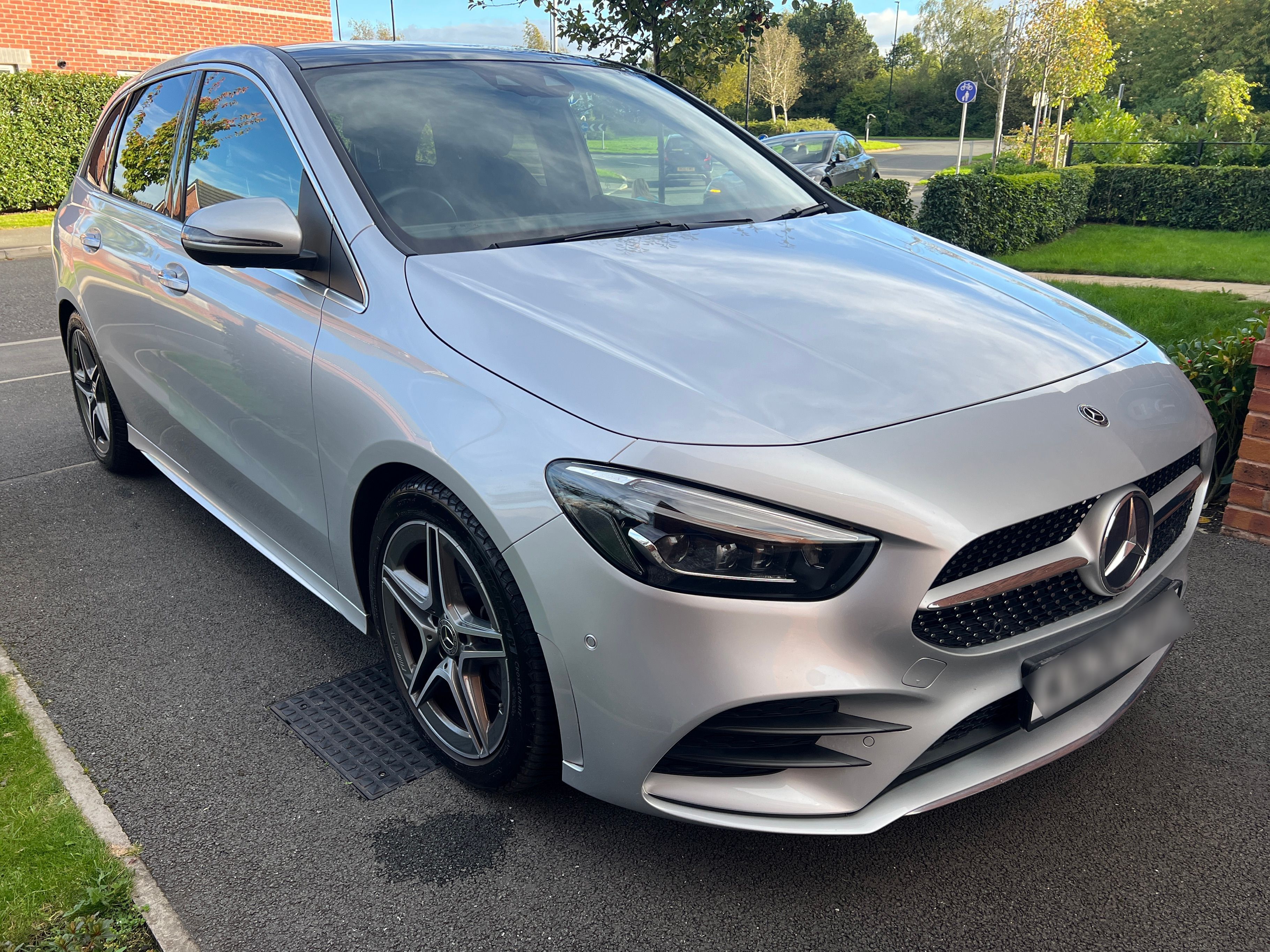 Mercedes B 220 AMG Line Premium + D A