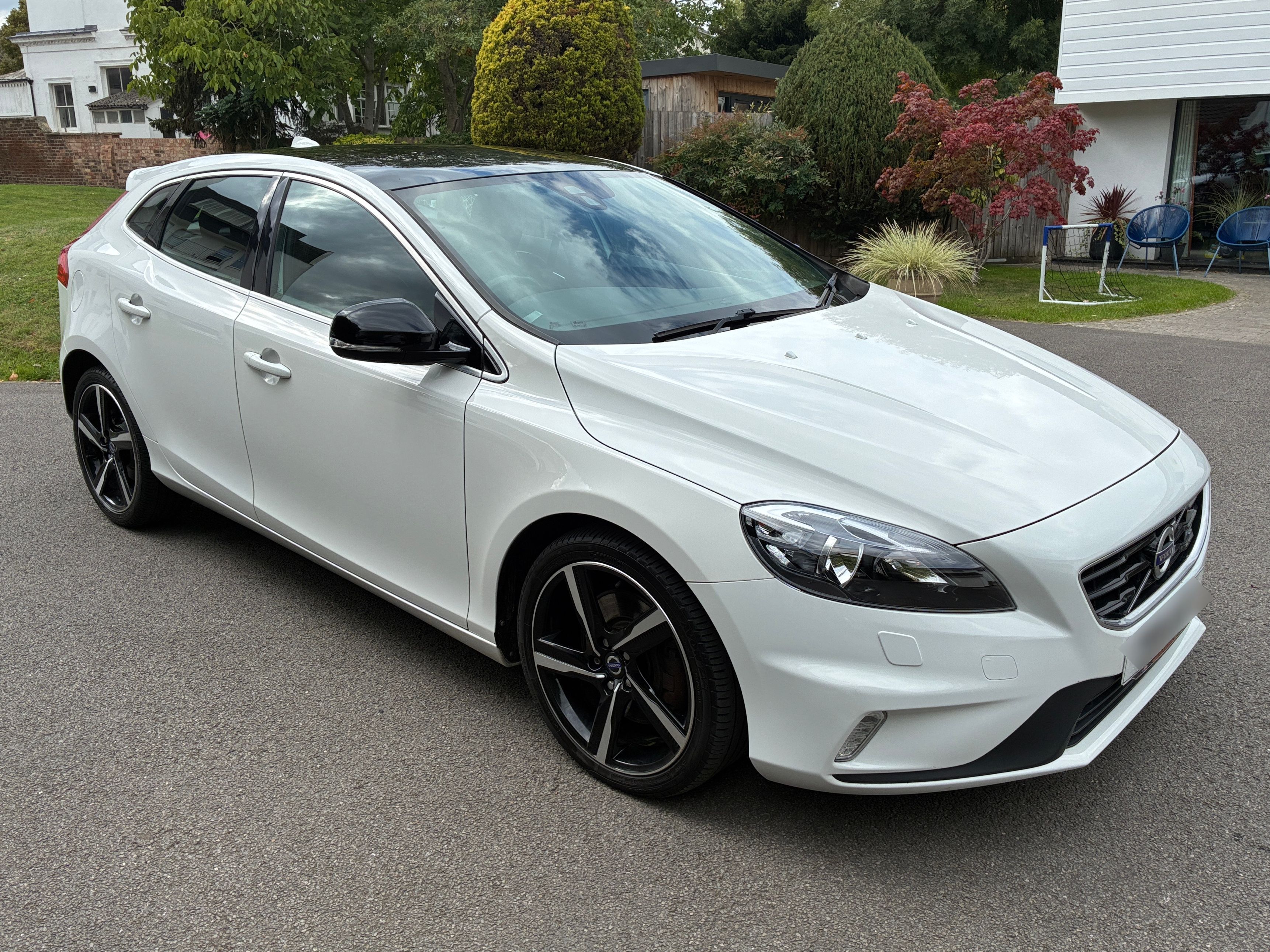 Volvo V40