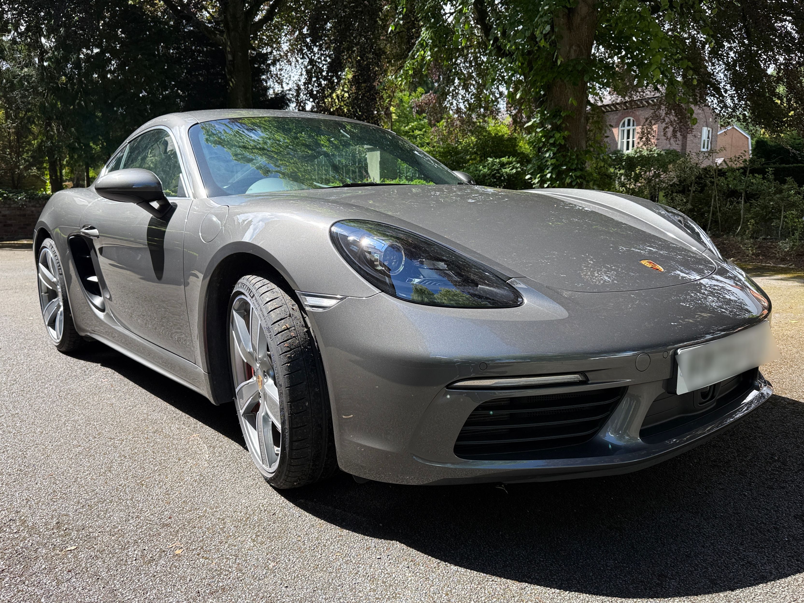 Porsche 718