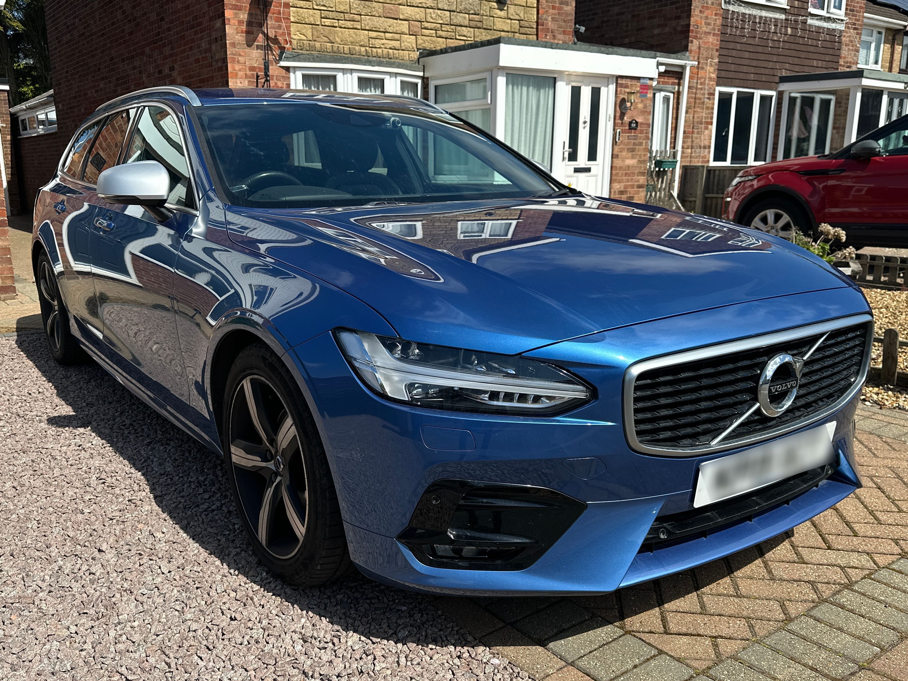 Volvo V90
