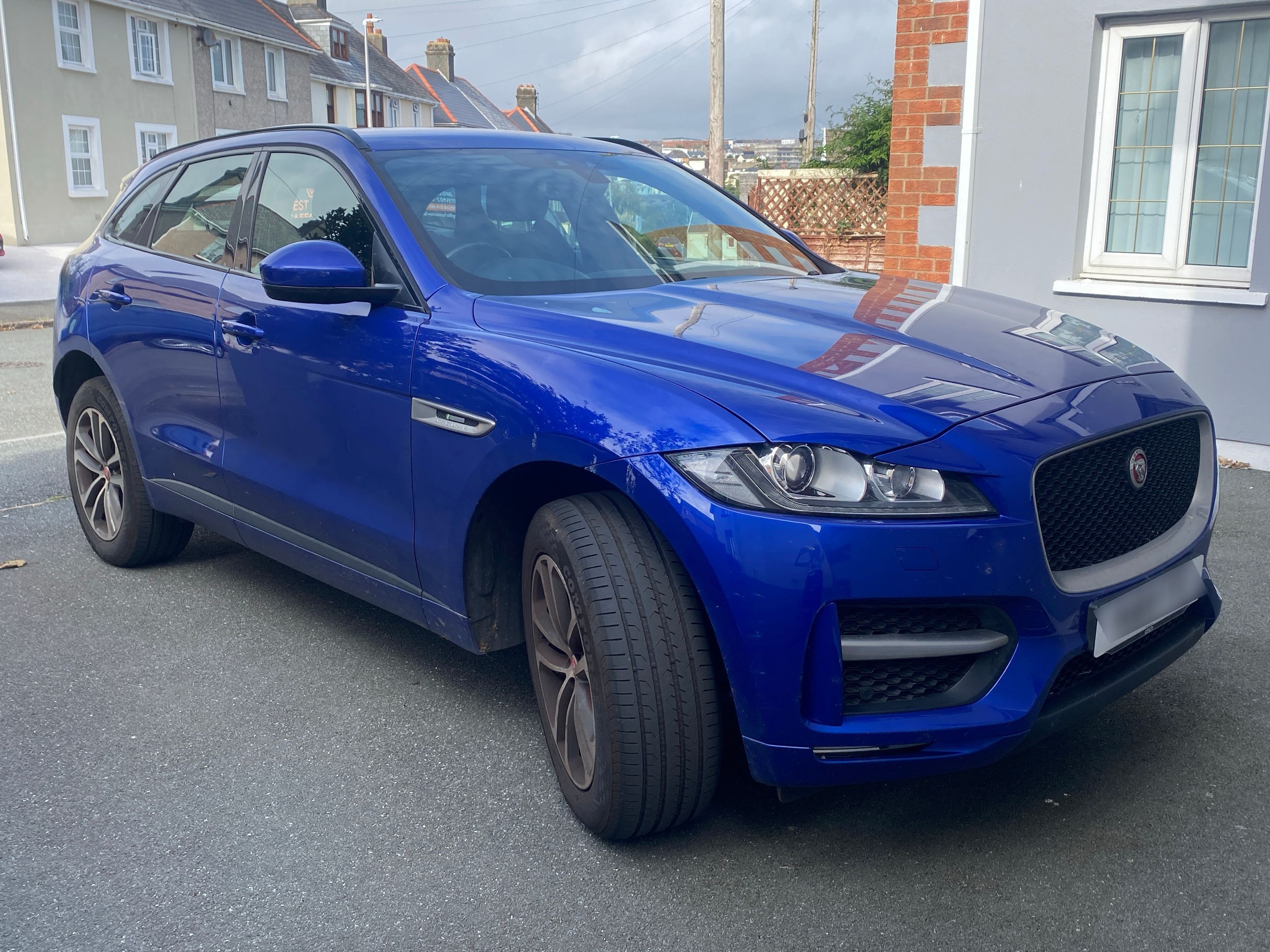 Jaguar F-PACE