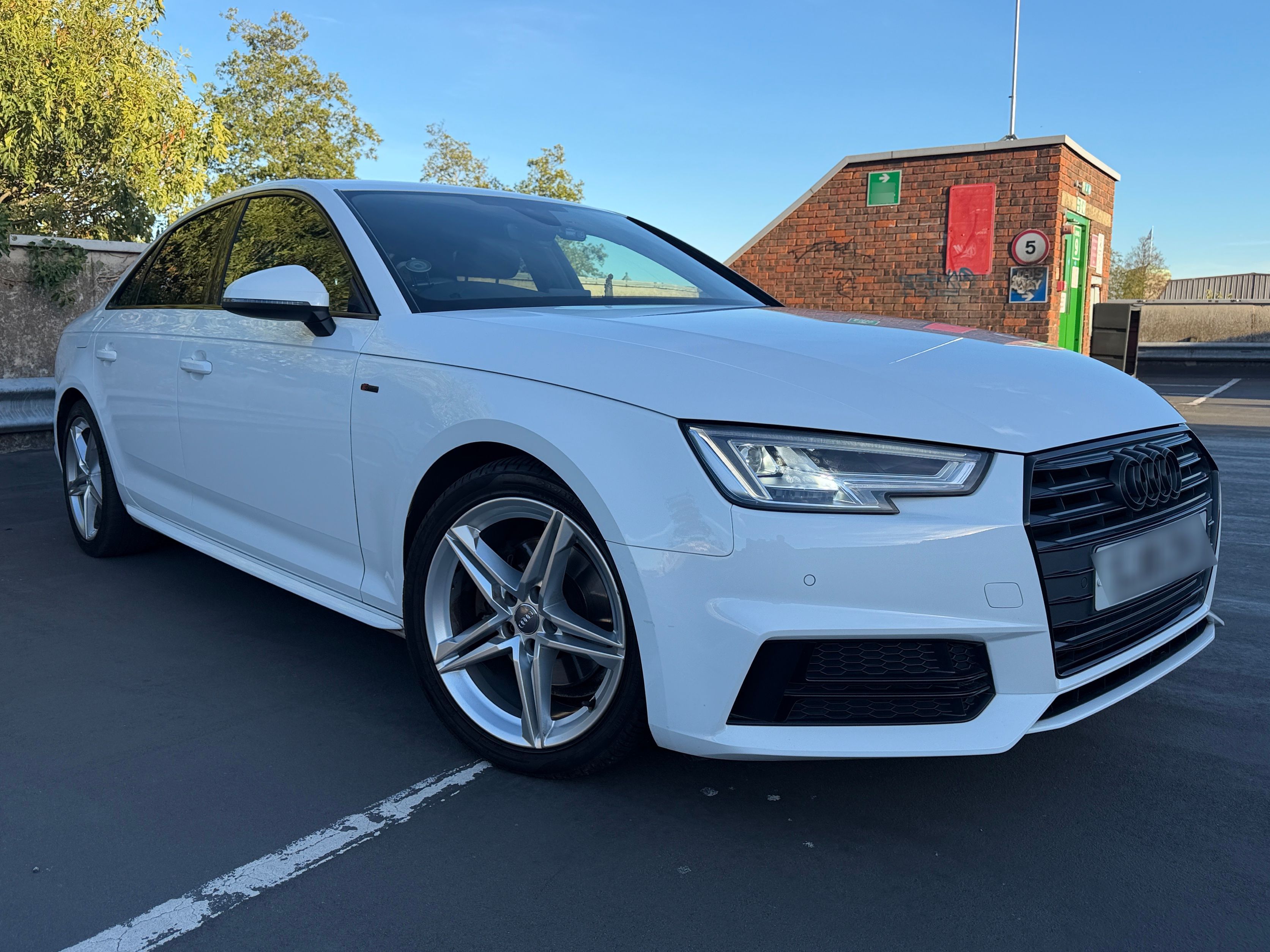 Audi A4
