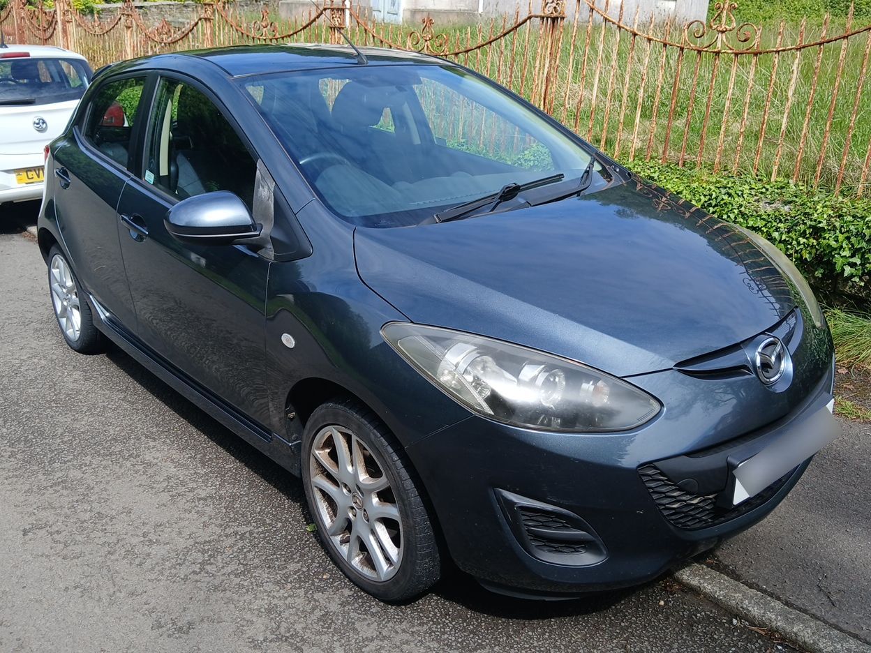 Mazda 2