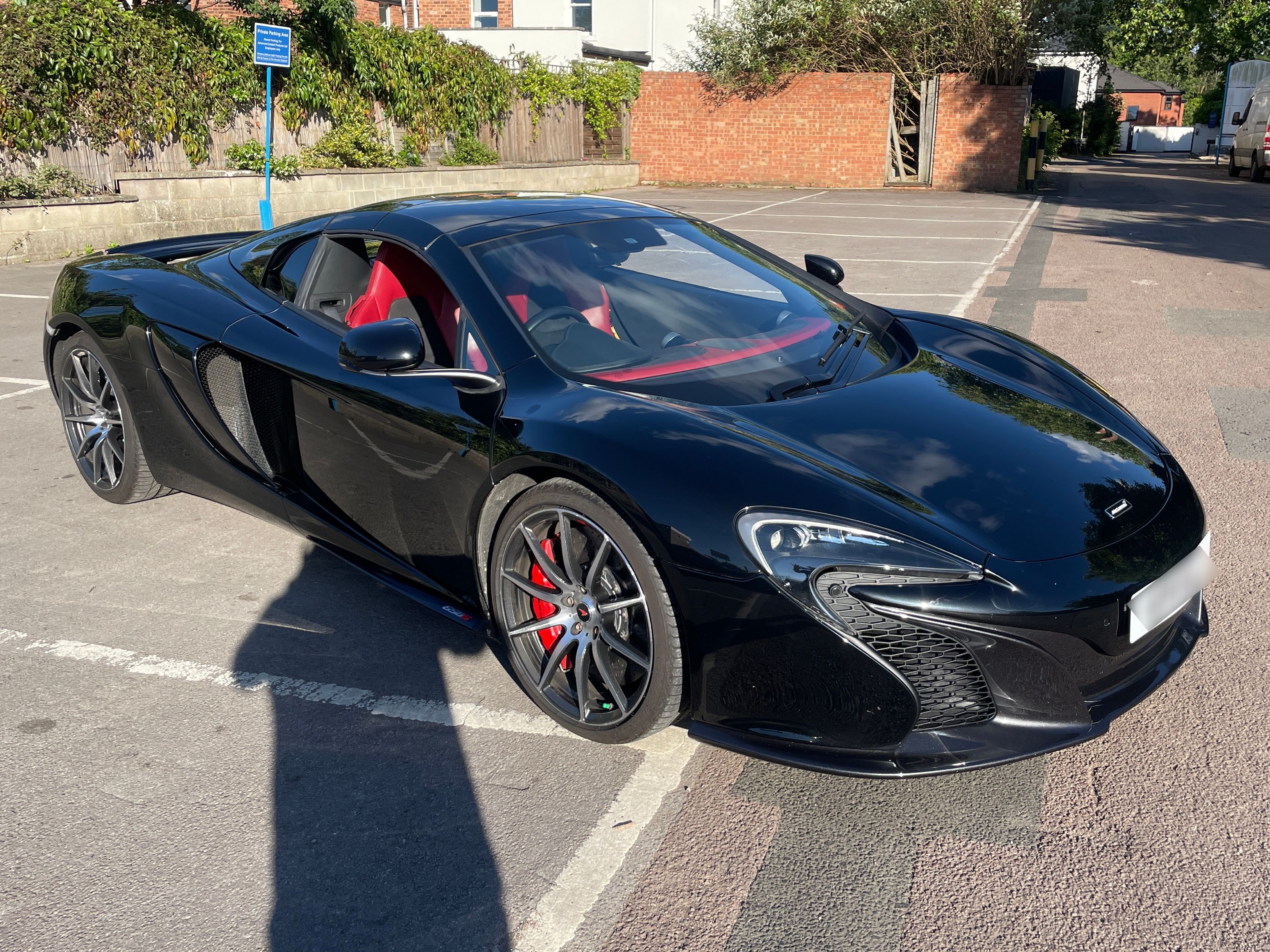 McLaren 650S