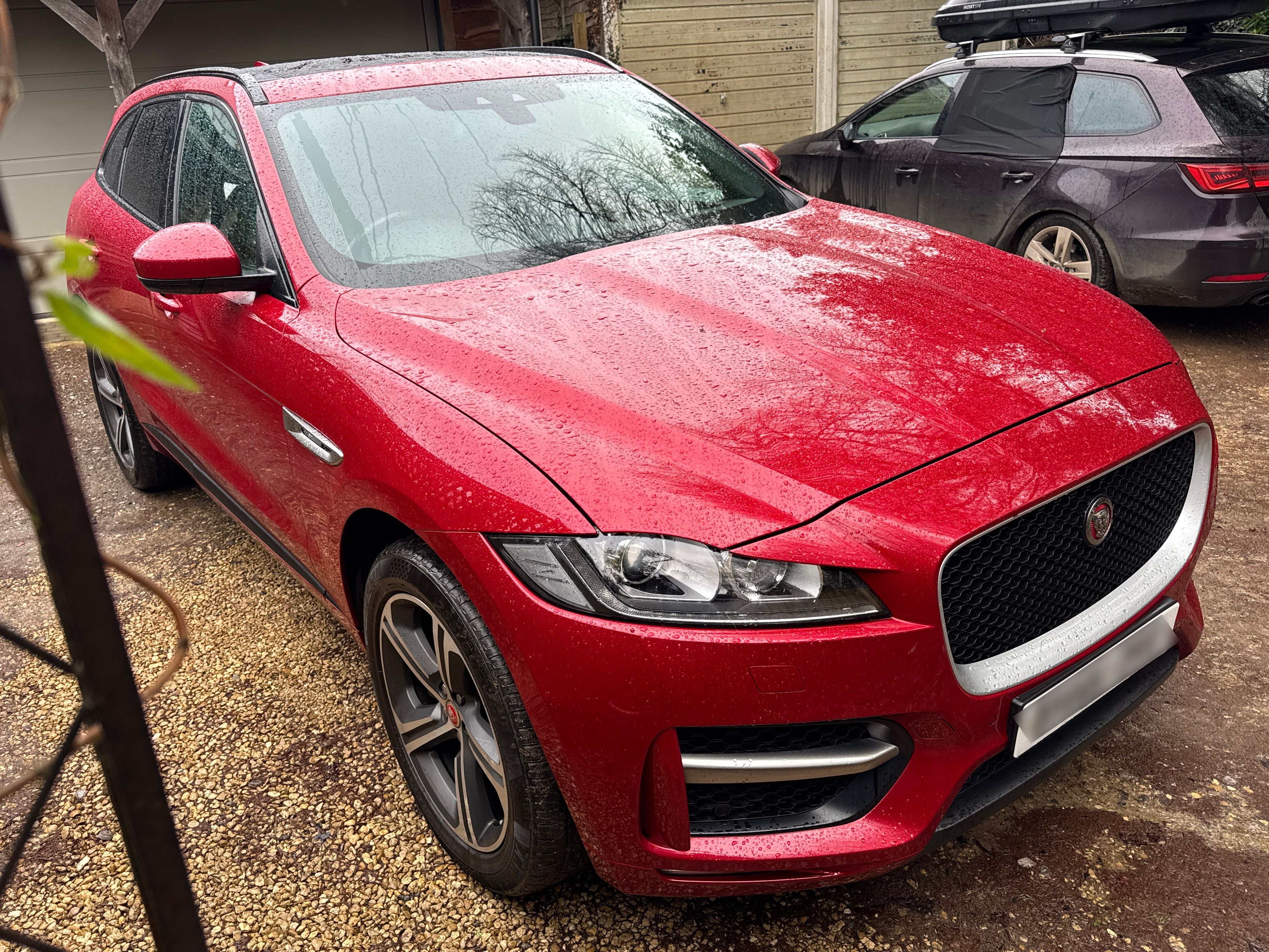 Jaguar F-PACE