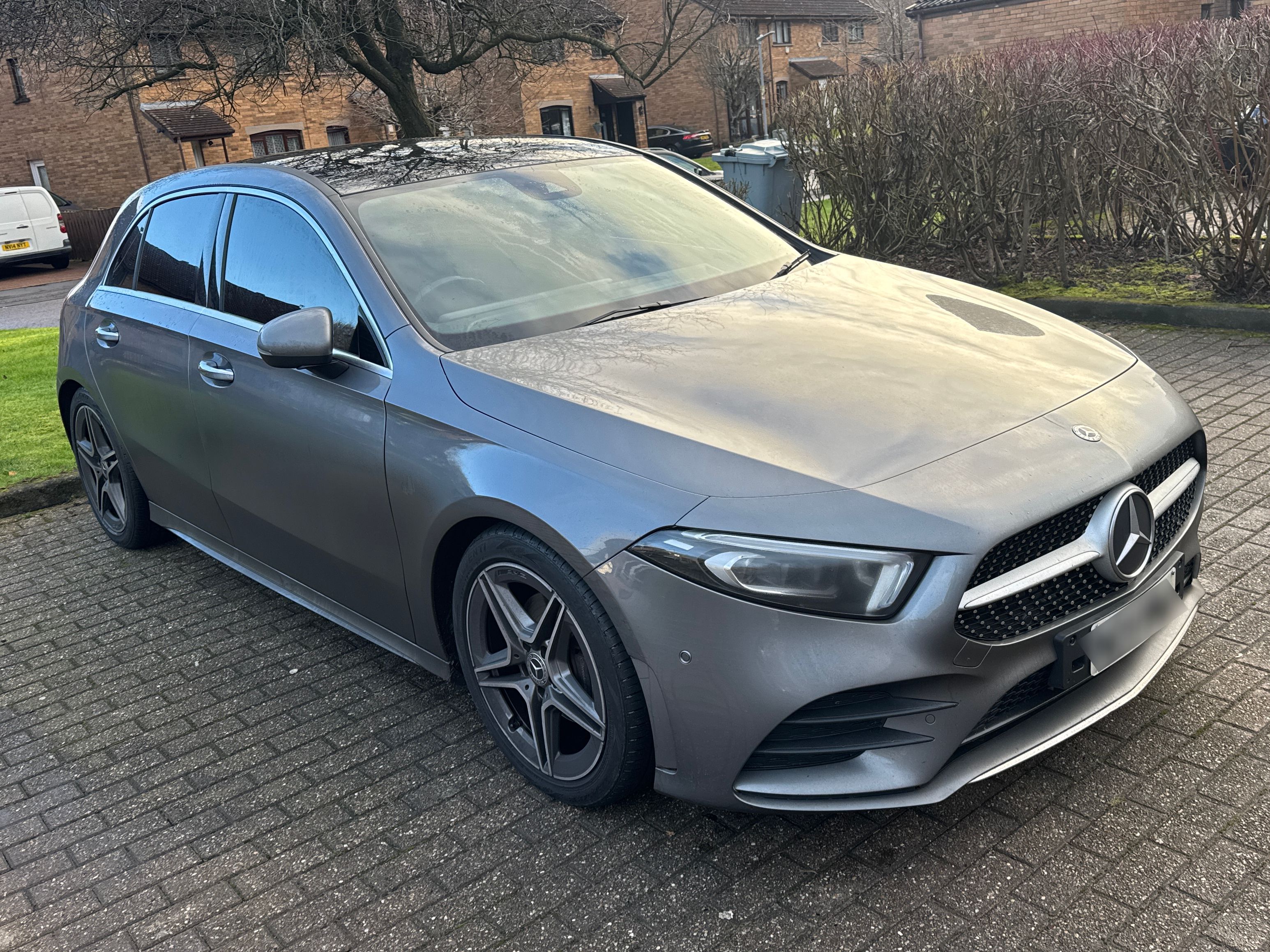 Mercedes A 180 AMG Line Premium + A