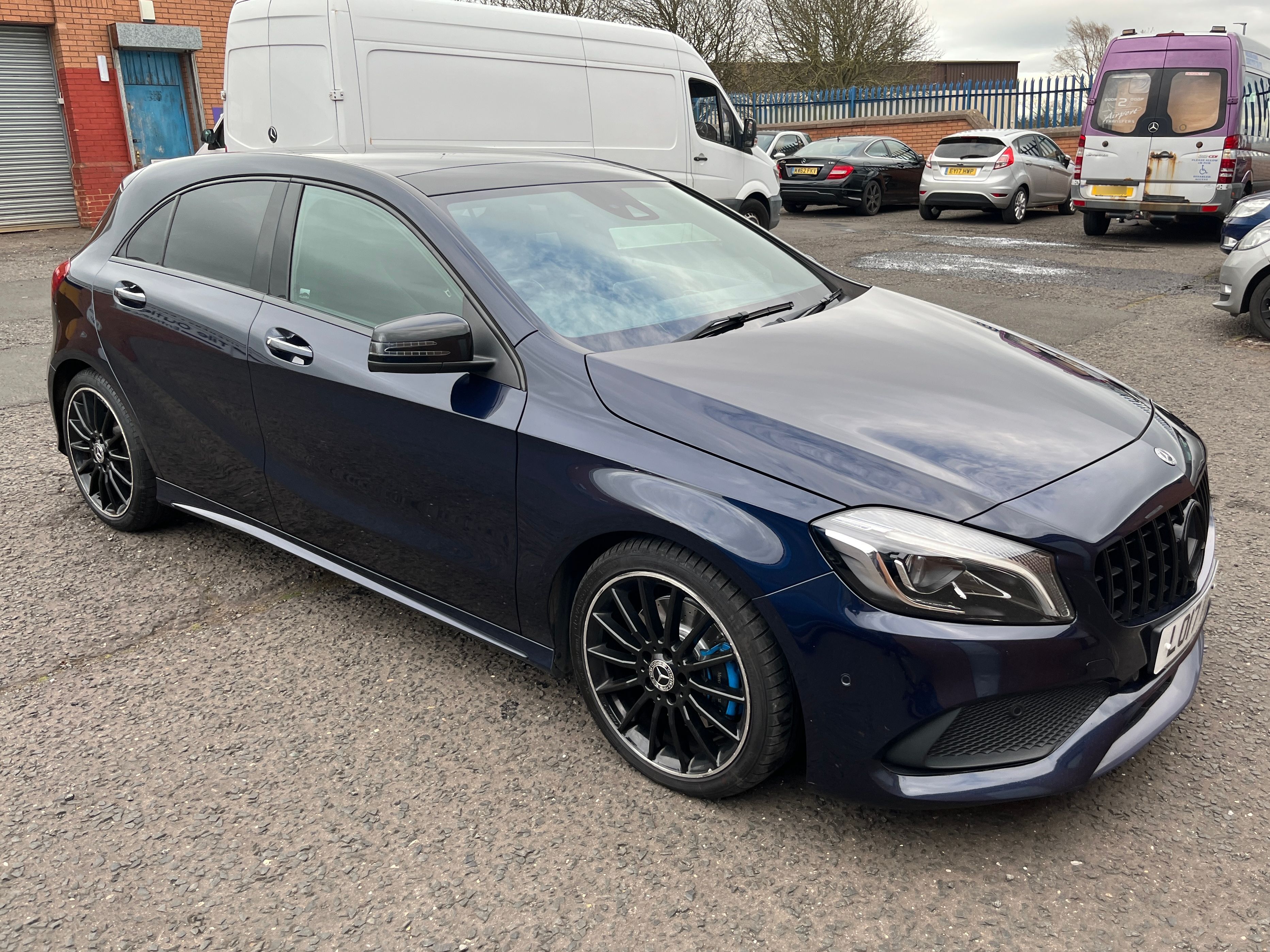 Mercedes A 220 D AMG Line Premium + A