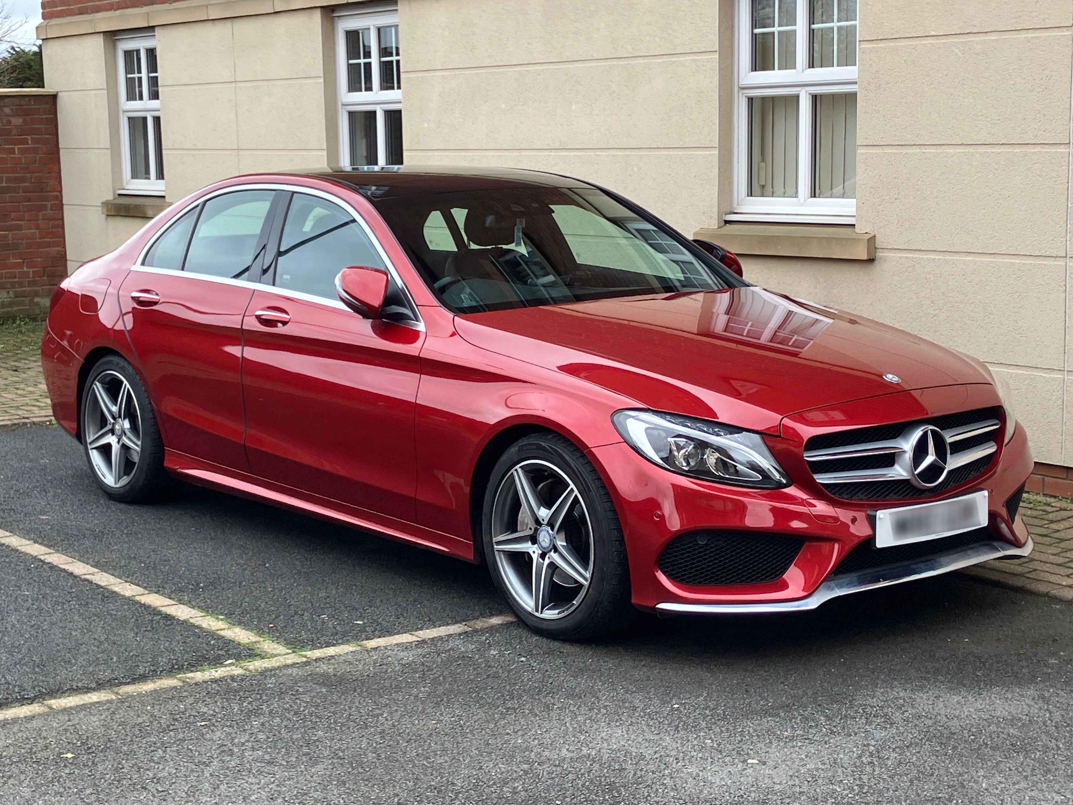 Mercedes C220 D AMG Line Premium + Auto