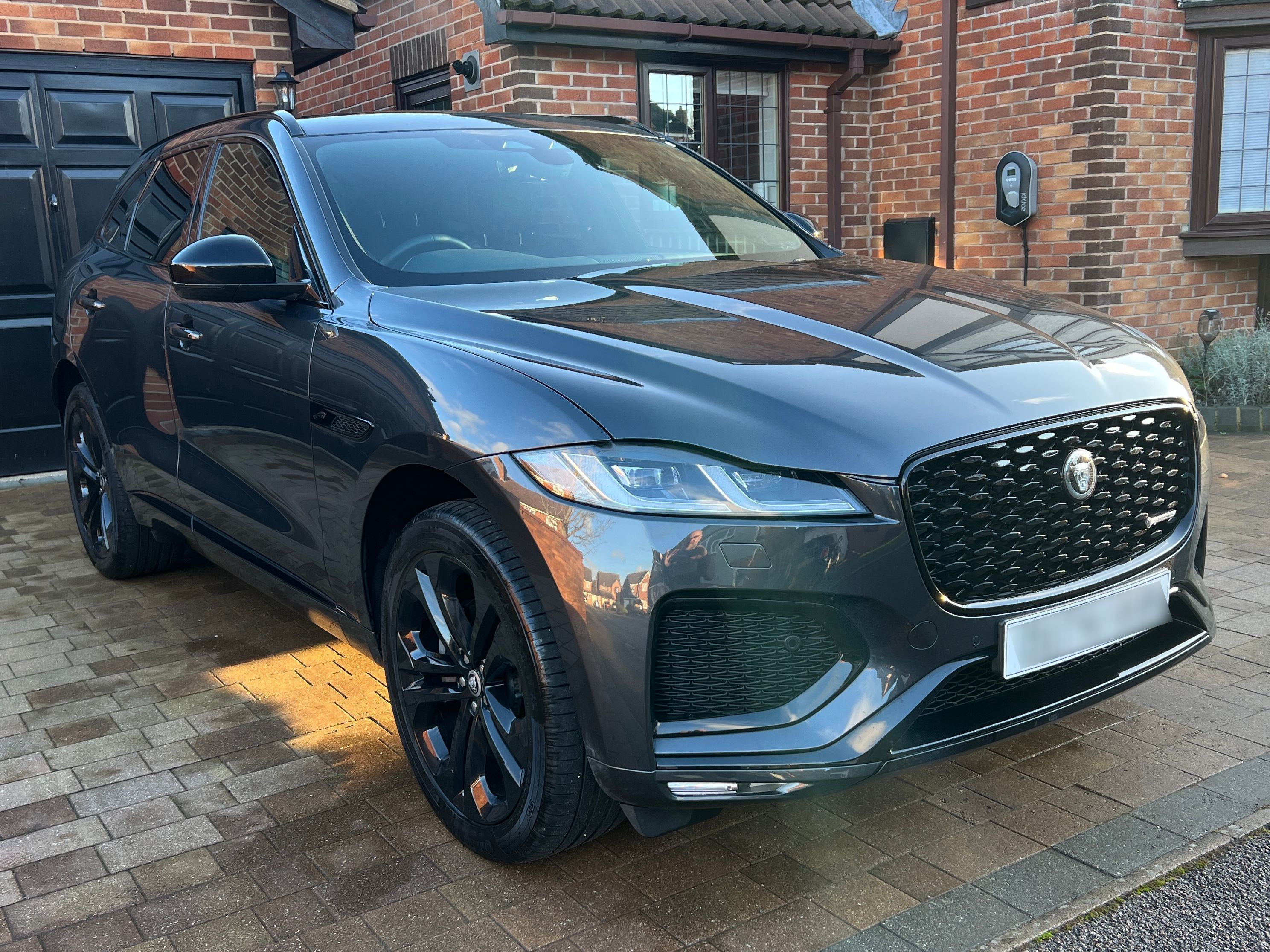 Jaguar Fpace Rdyn HSE BLK D MHEV Awda