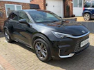 Lexus LBX Premium + CVT