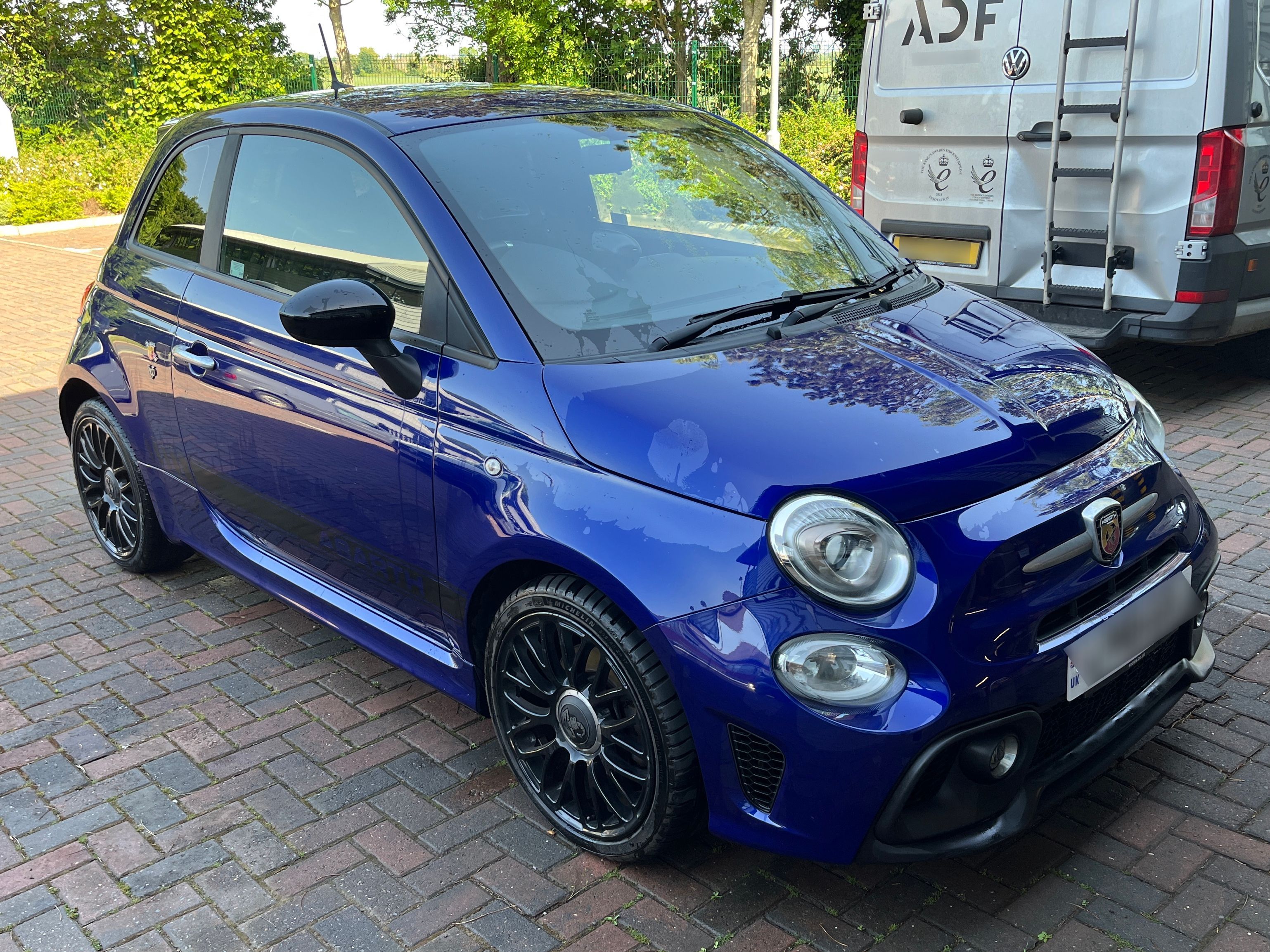 Abarth 595