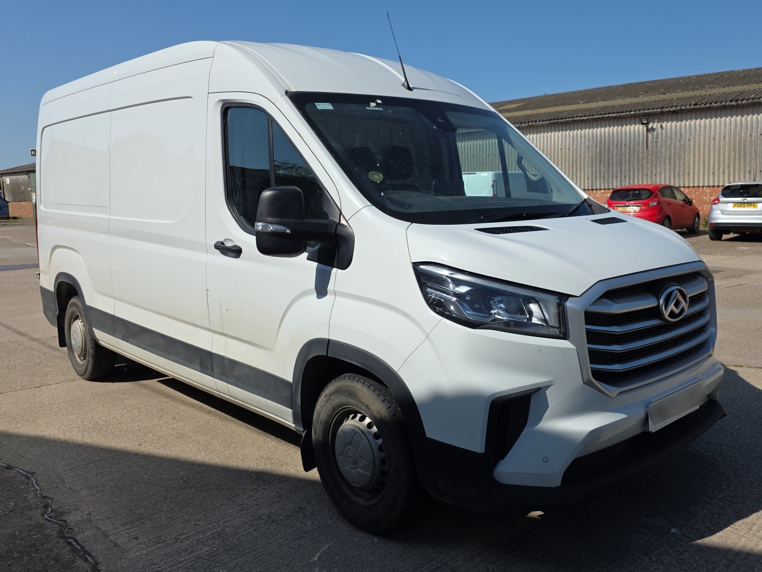 MAXUS Deliver 9