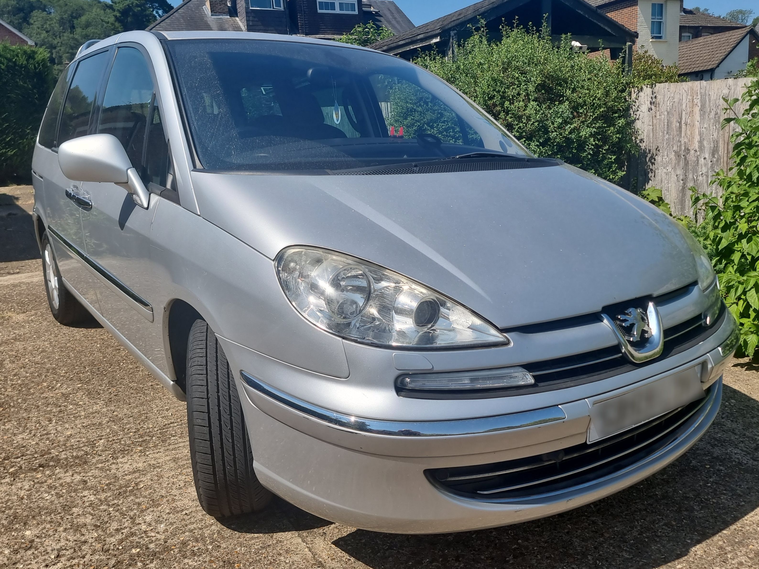 Peugeot 807