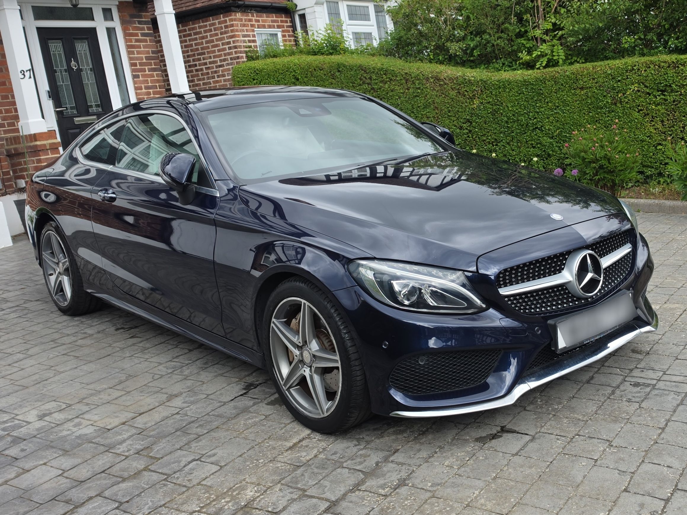 Mercedes C 300 AMG Line Premium + Auto