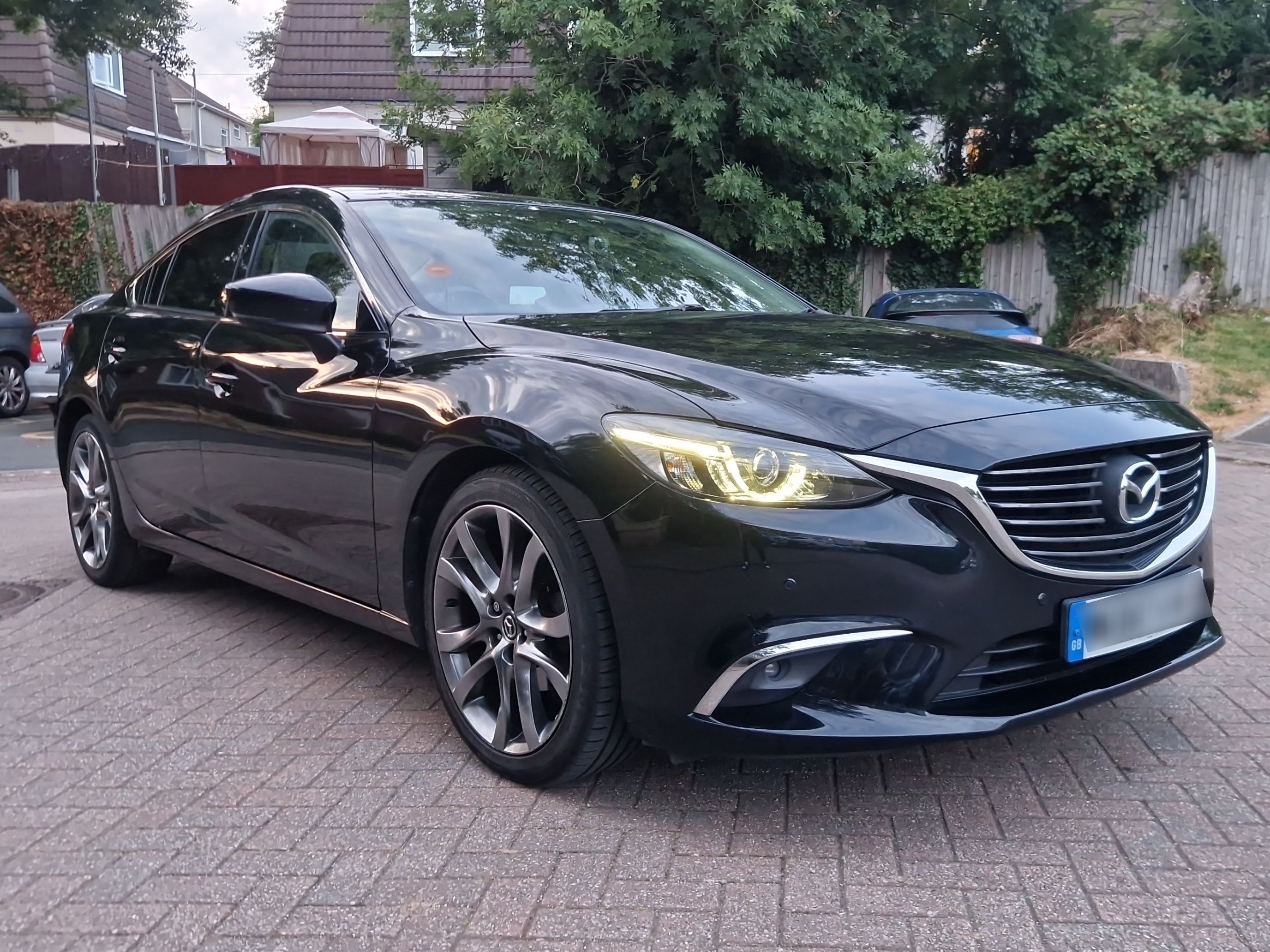 Mazda 6