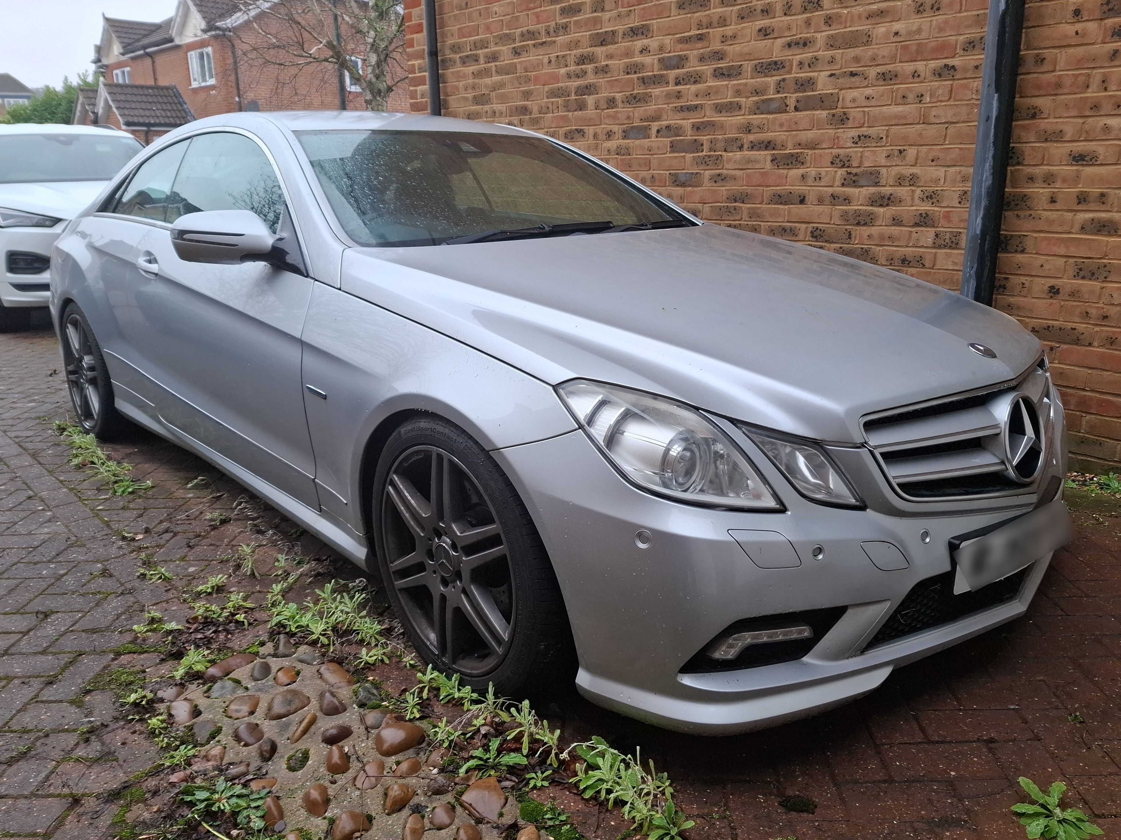 Mercedes E350 BLUEF-CY Sport CGI A