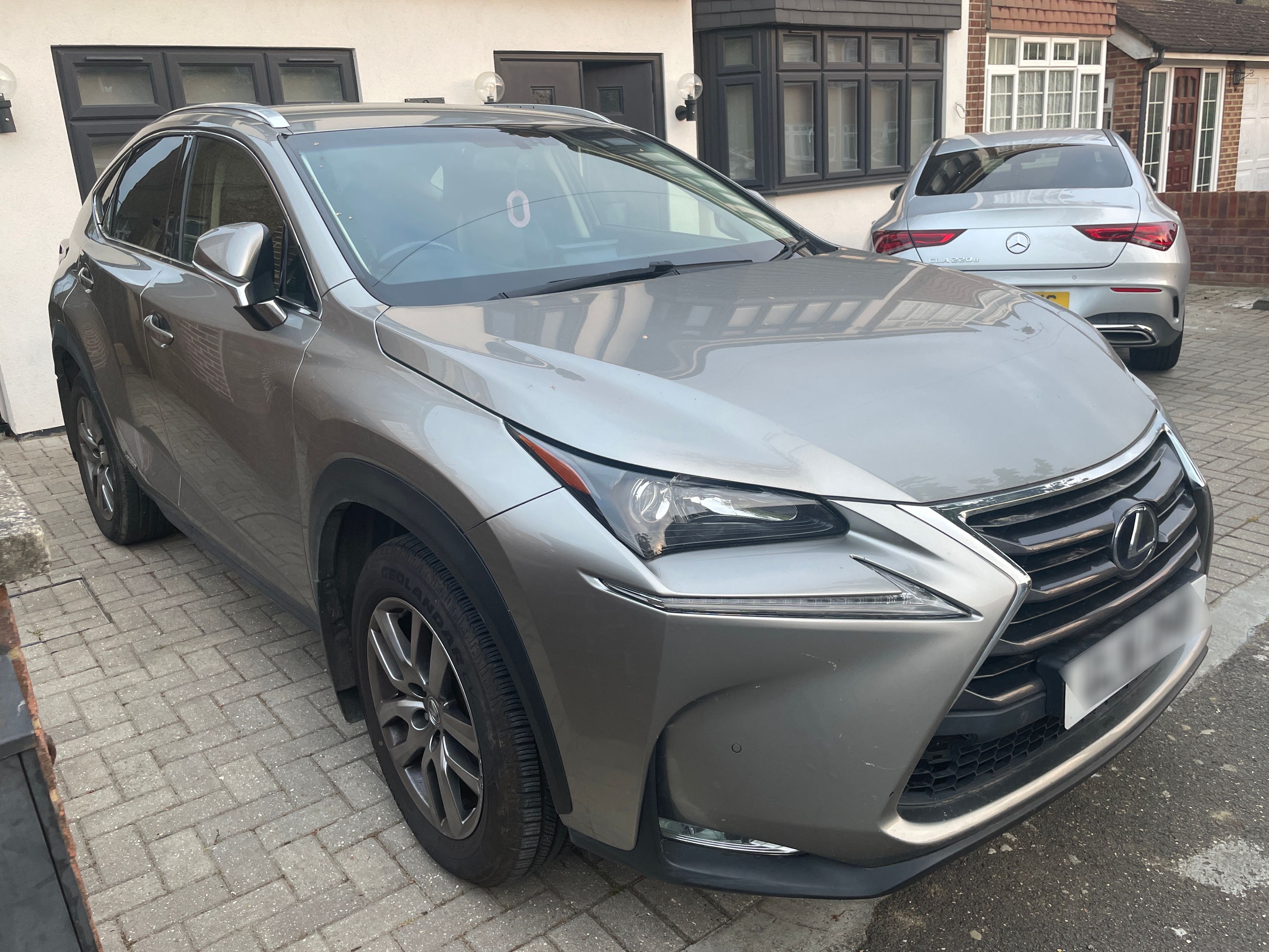 Lexus NX 300H Luxury CVT