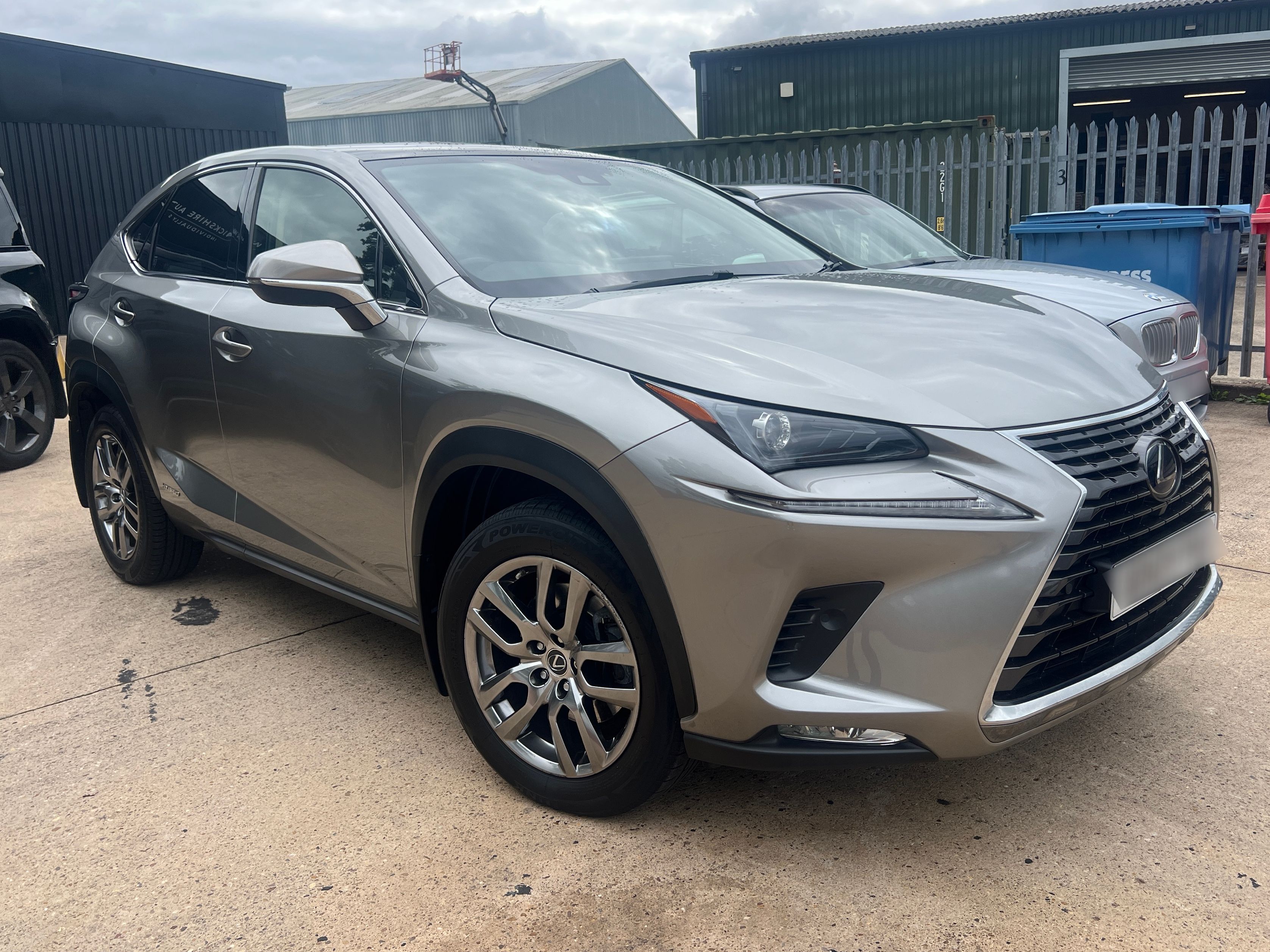 Lexus NX 300H CVT