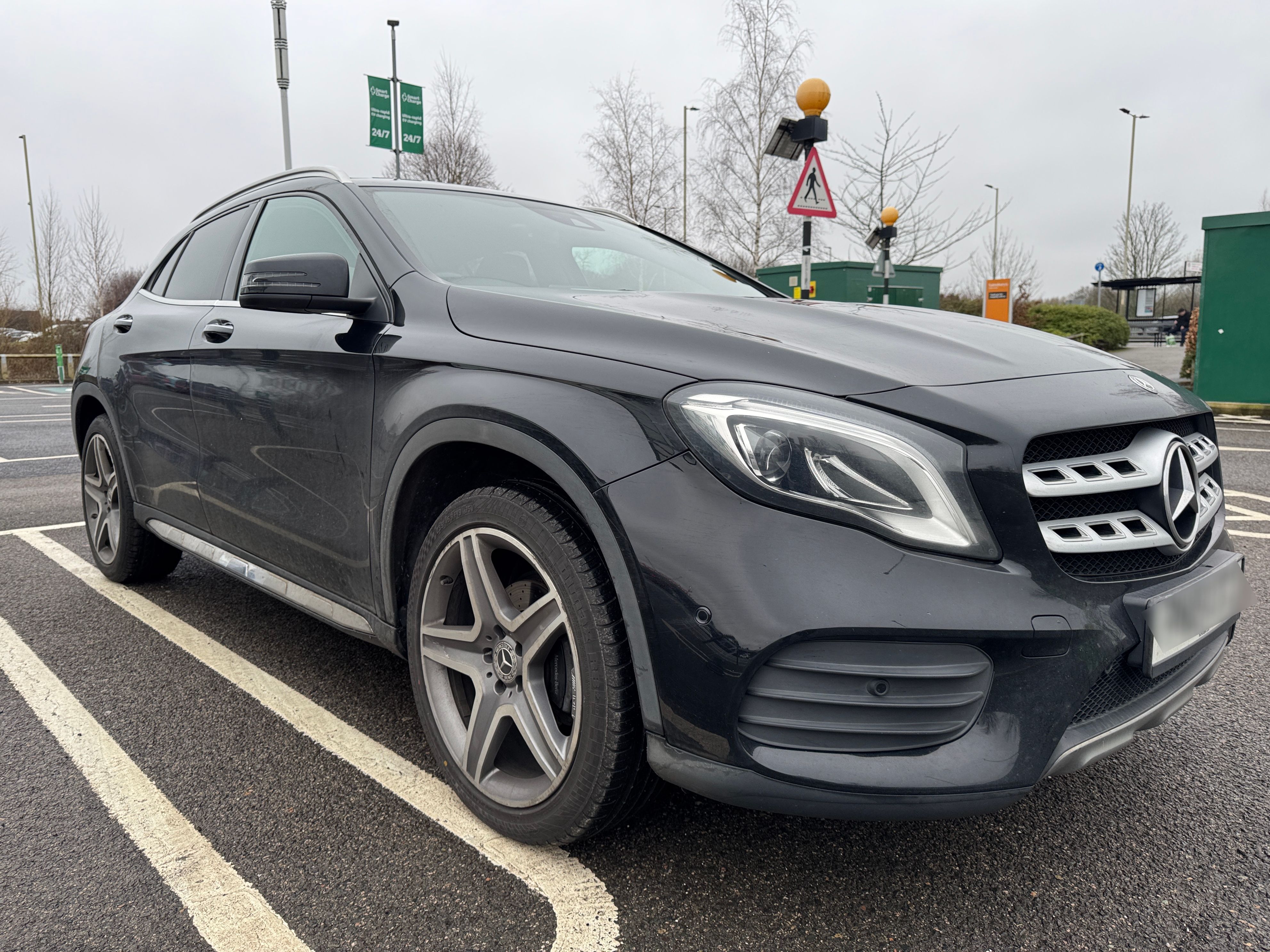 Mercedes GLA 200 AMG Line Premium + A