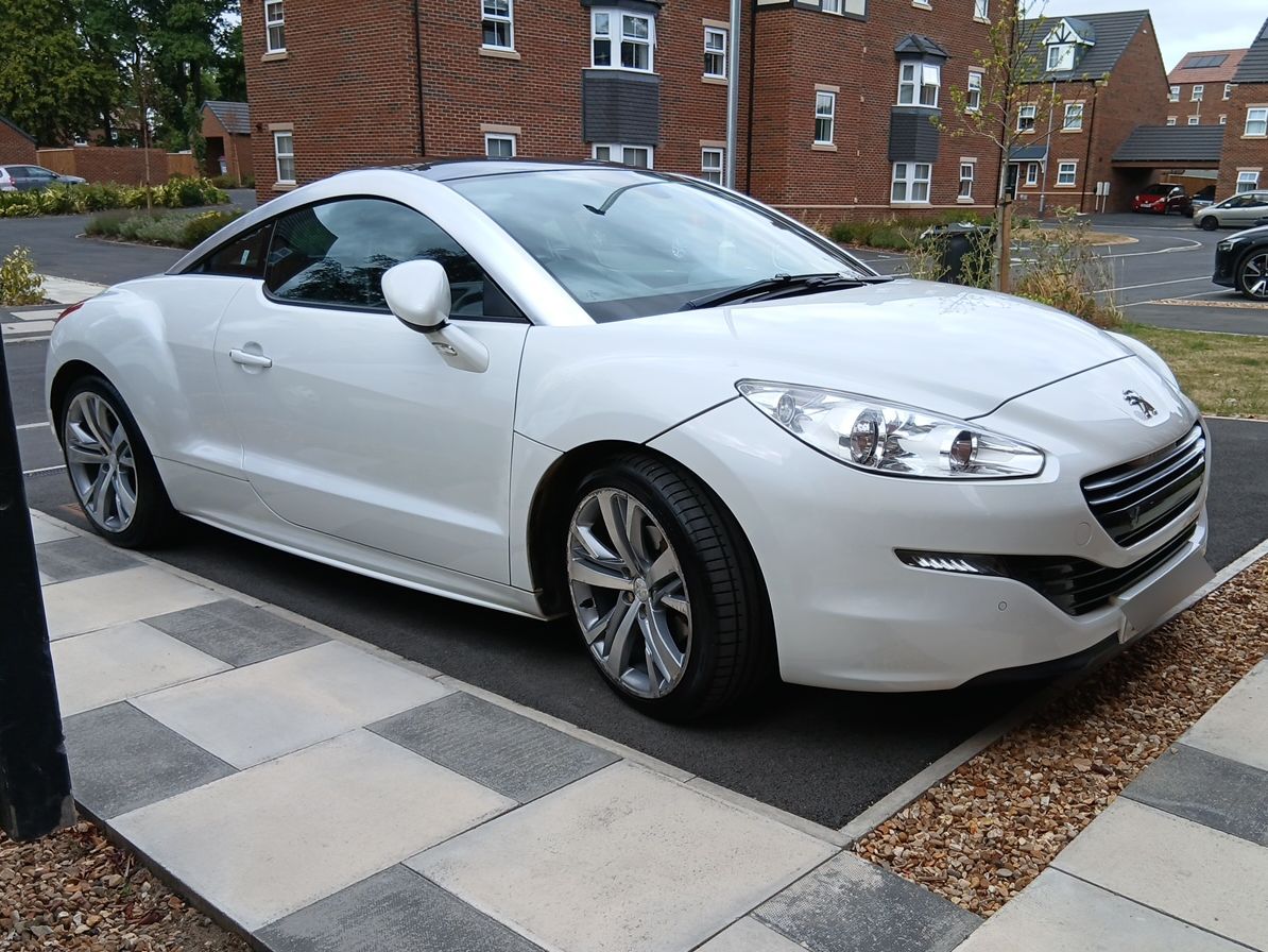 Peugeot RCZ
