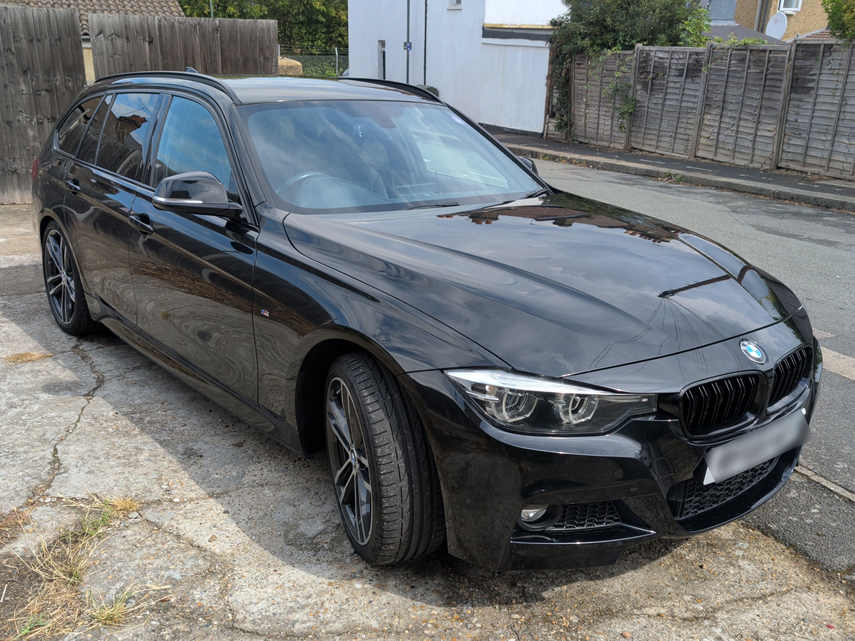 BMW 320I M Sport Shadow Edition
