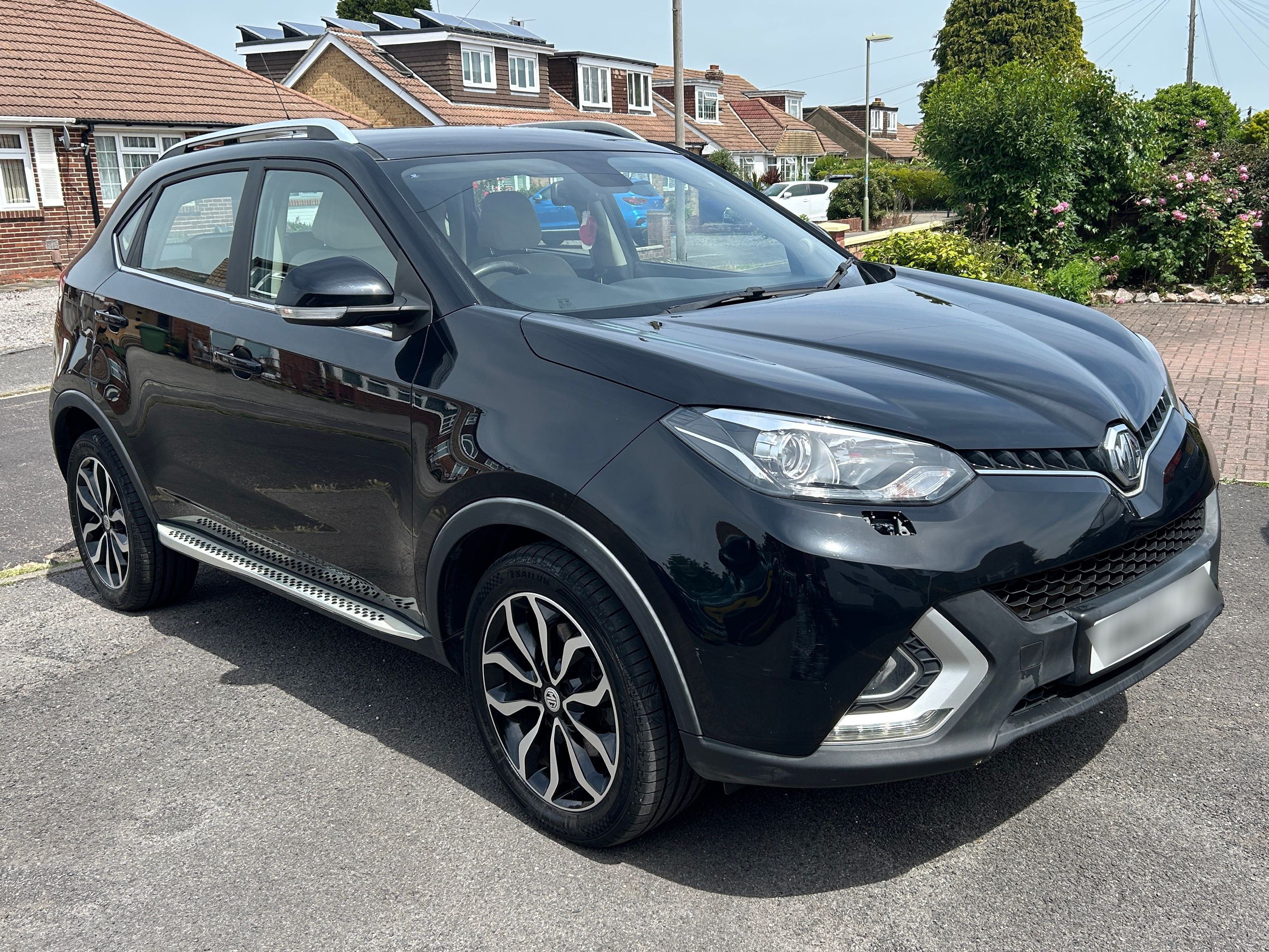 MG GS