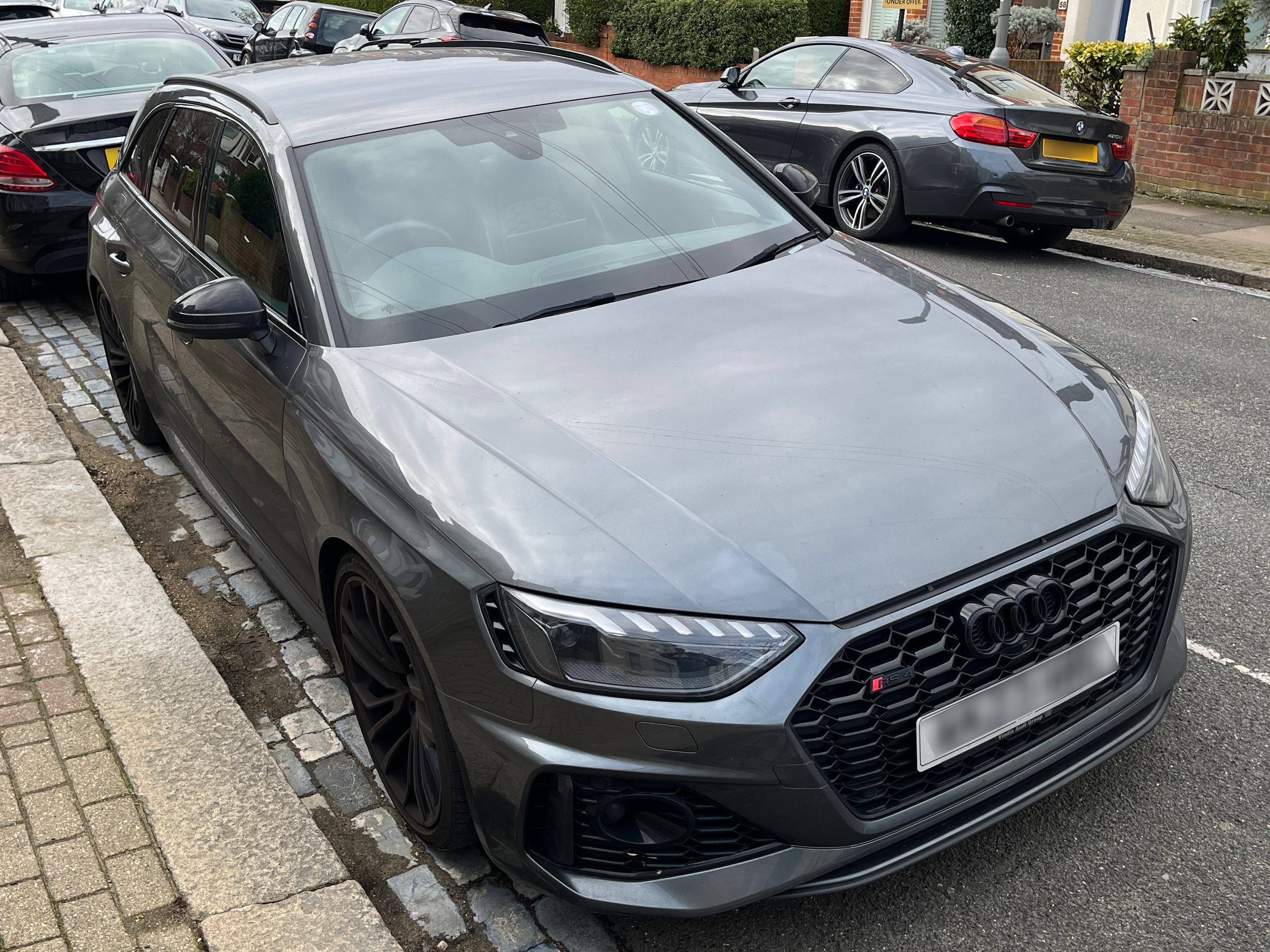 Audi RS 4 Carbon Black TFSI Quat A