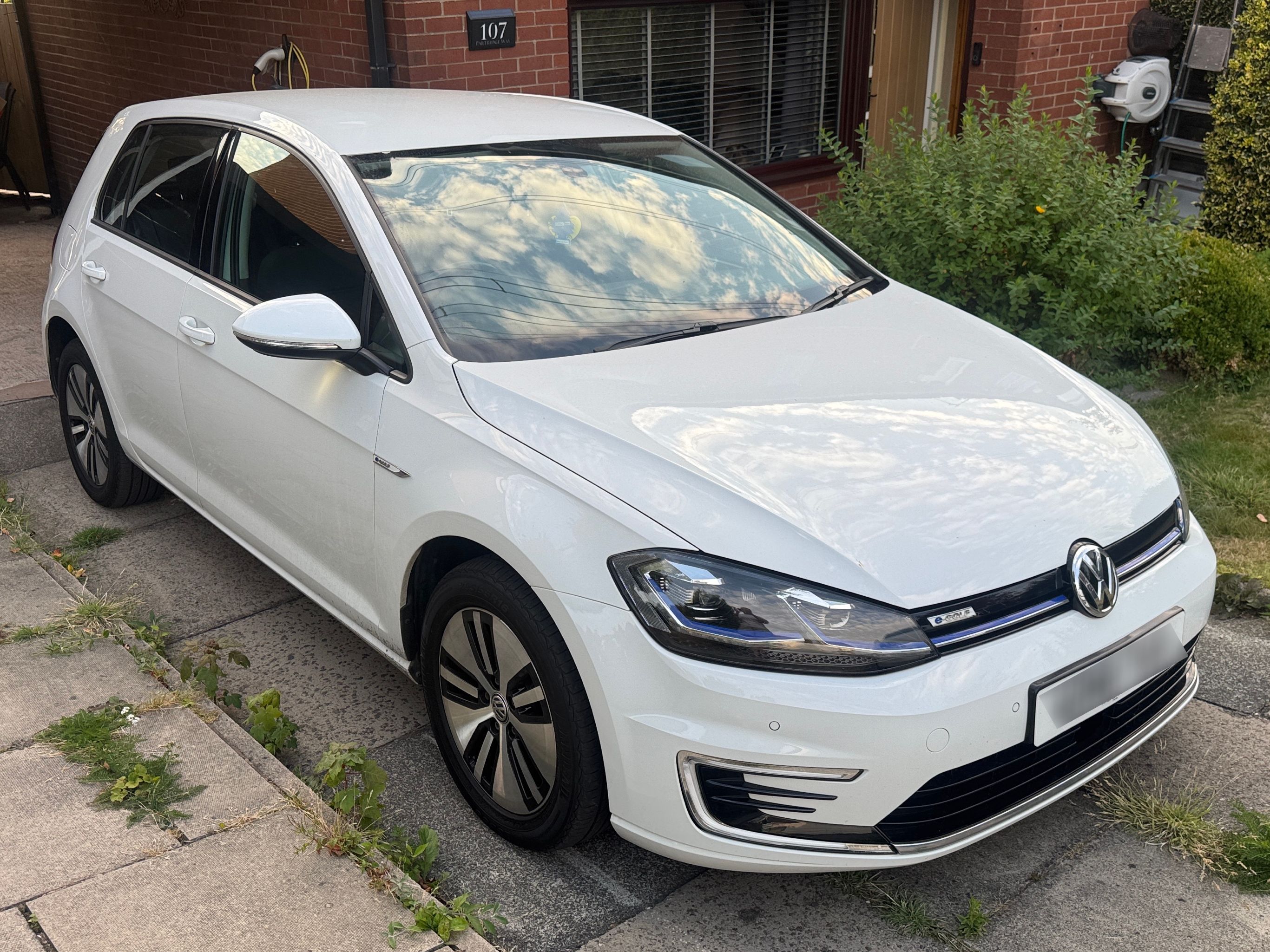 Volkswagen E-GOLF