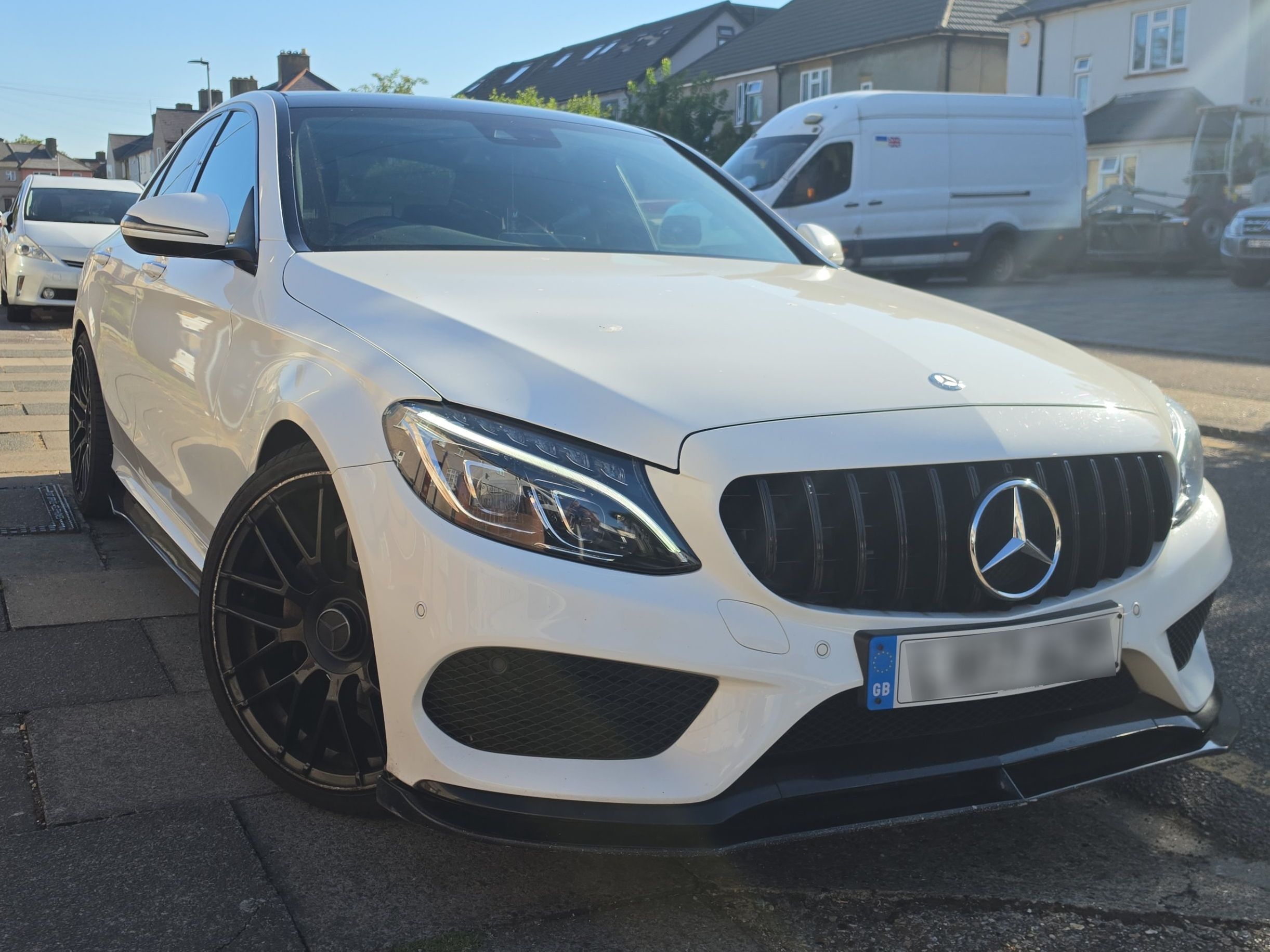 Mercedes C 200 AMG Line Premium + Auto