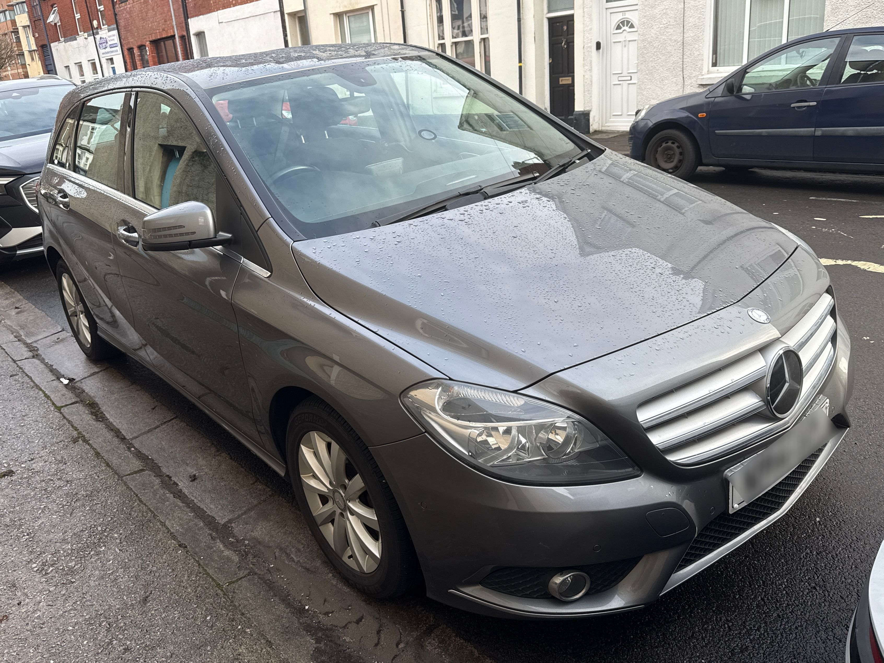 Mercedes B200 BlueEFFICIENCY SE CDI A