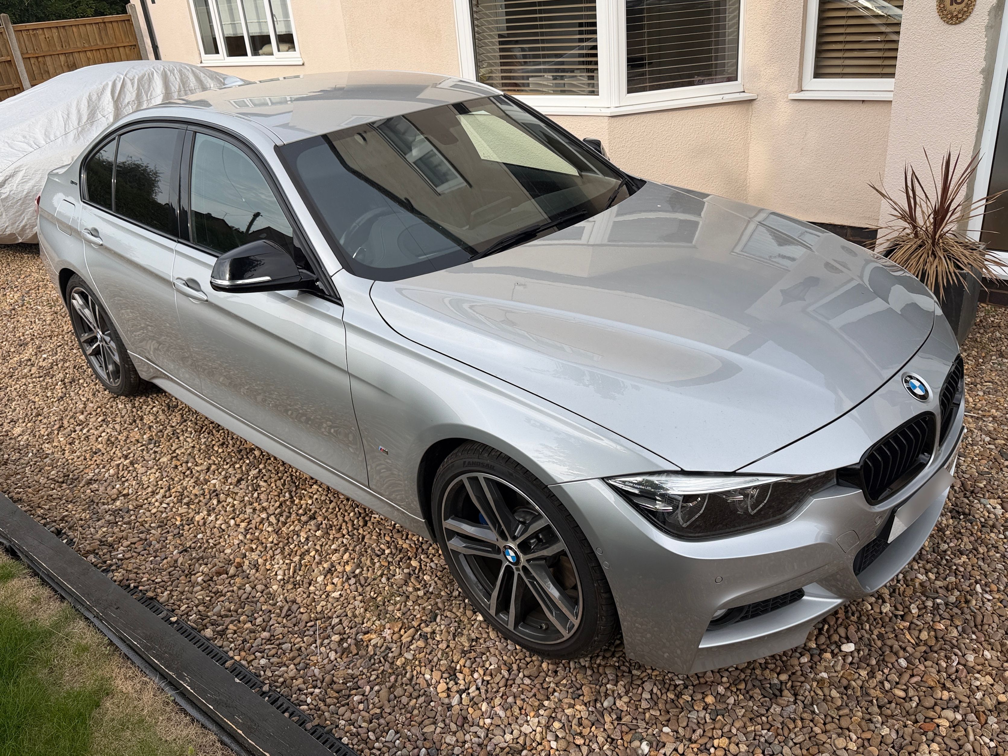 BMW 330E M Sport Shadow Edition A