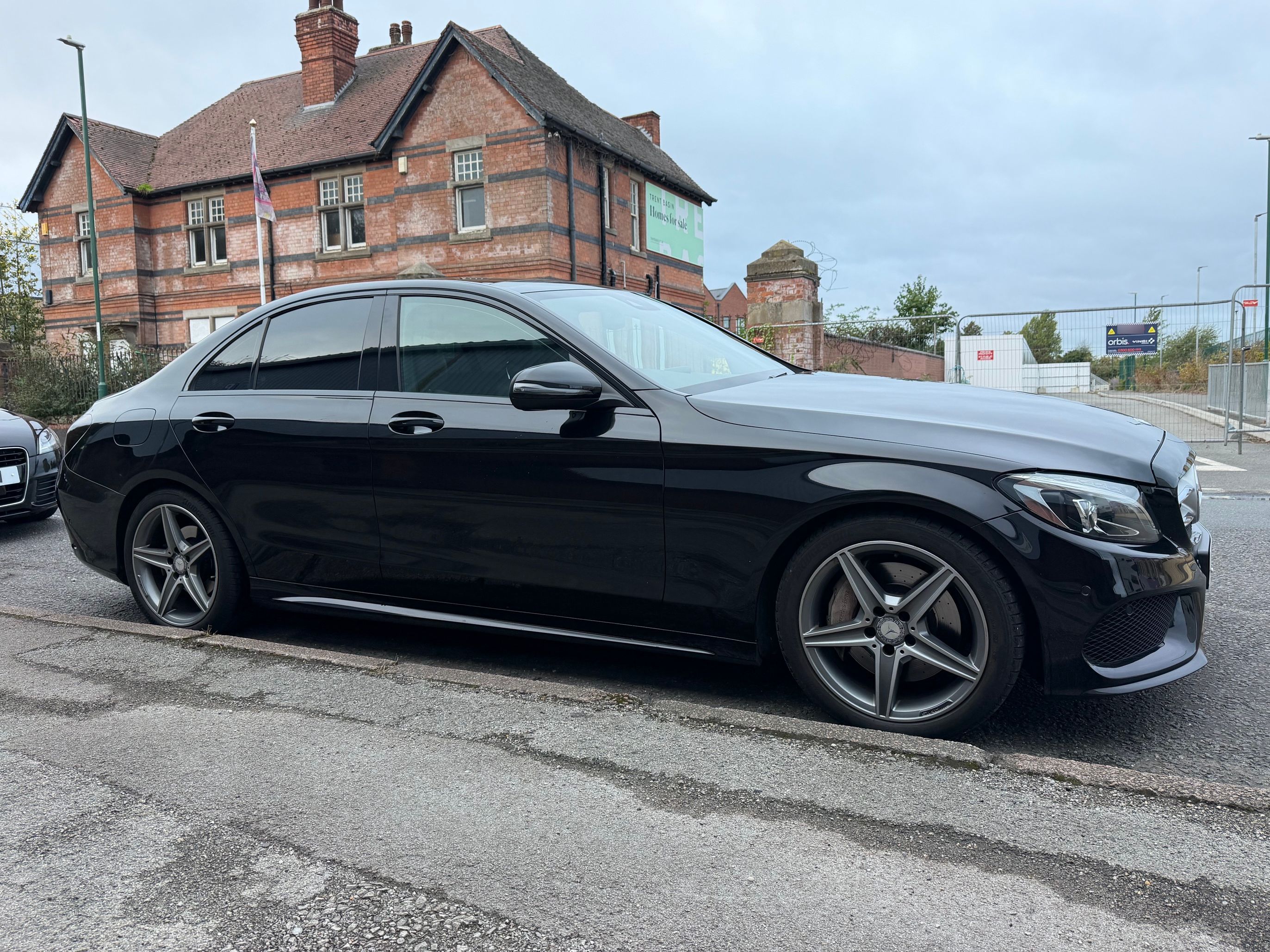Mercedes C250 D AMG Line Premium + Auto