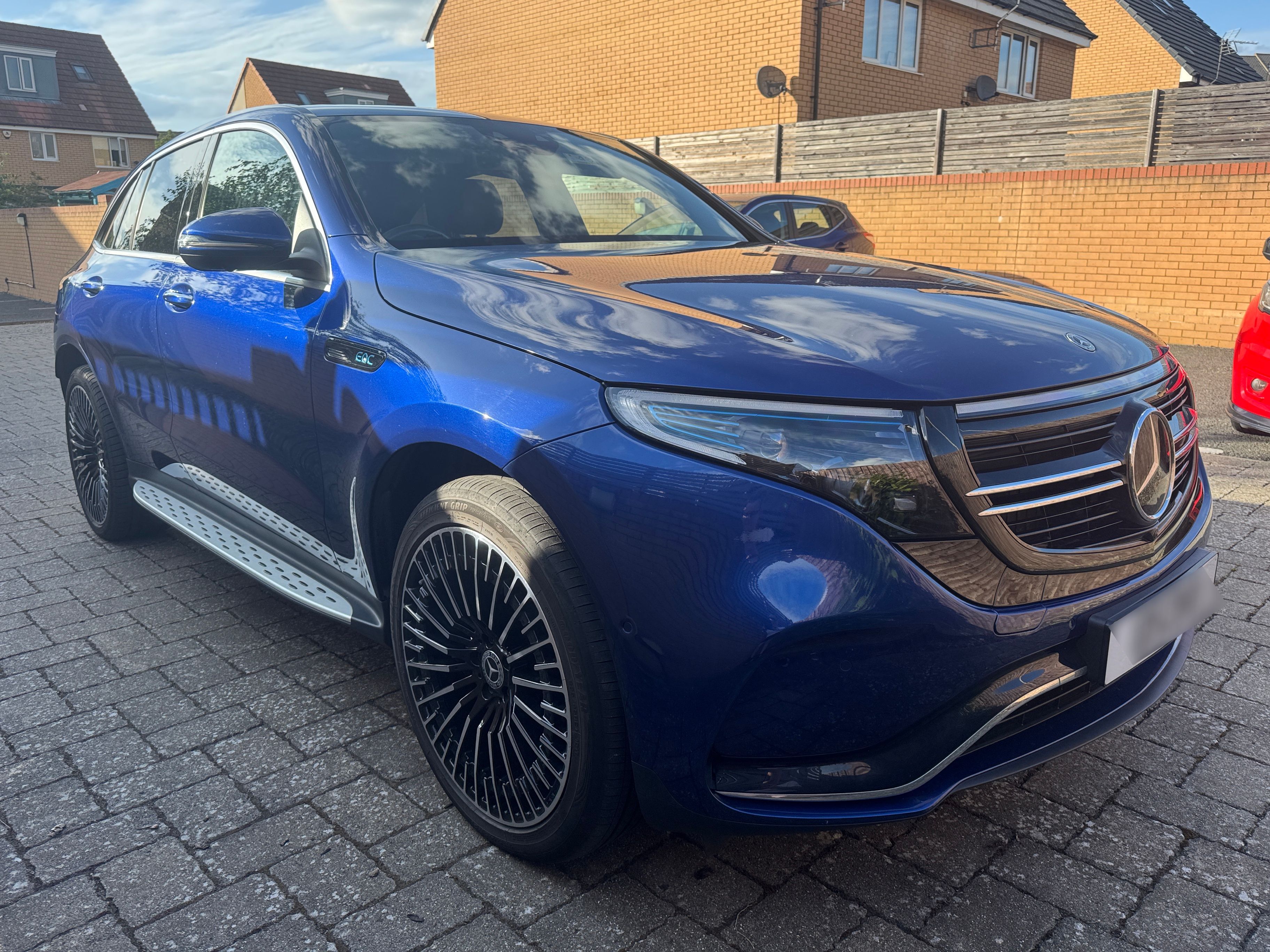 Mercedes EQC 400 AMG Line Premium + 4M