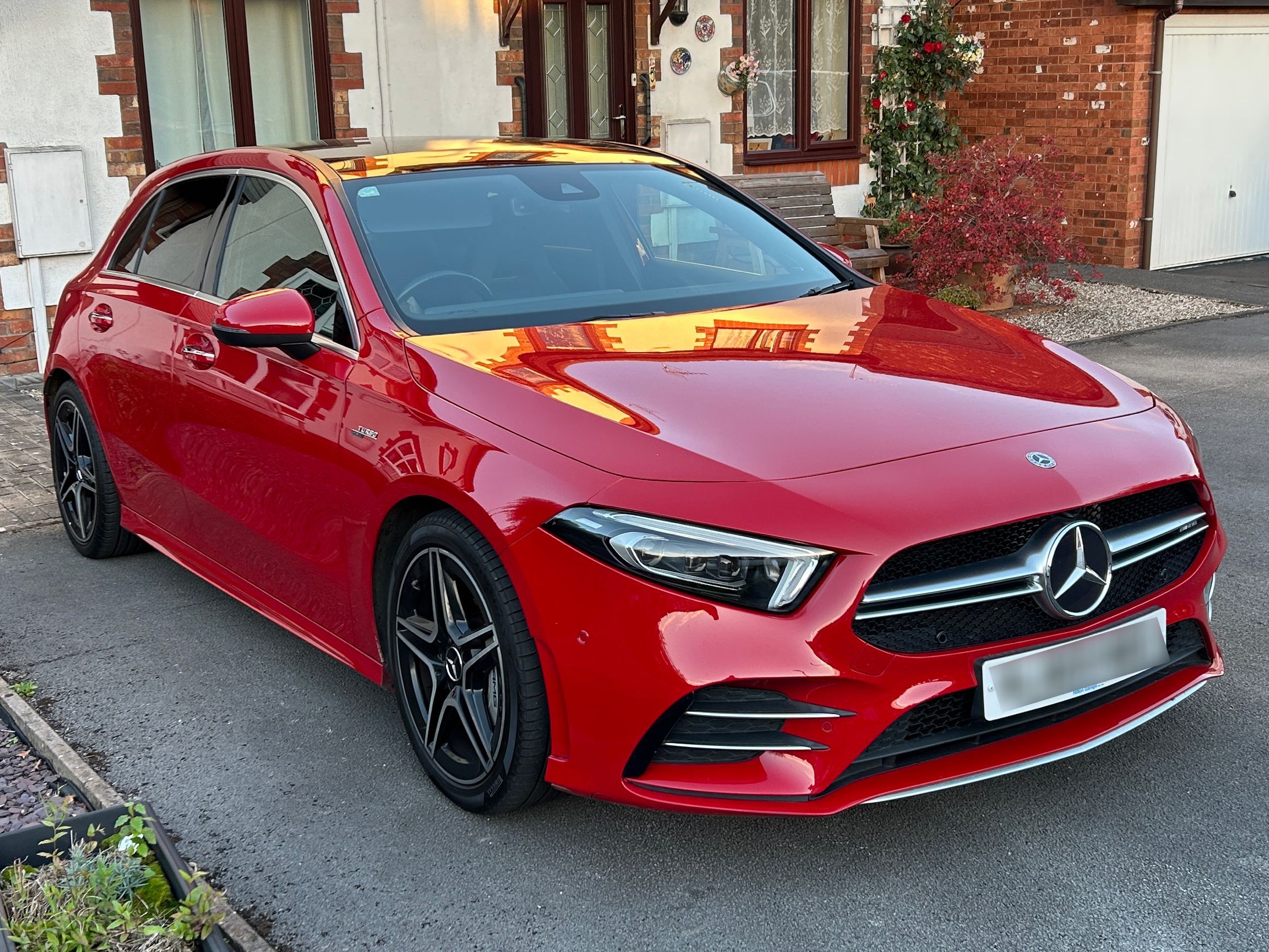 Mercedes AMG A 35 4MATIC Premium + Auto