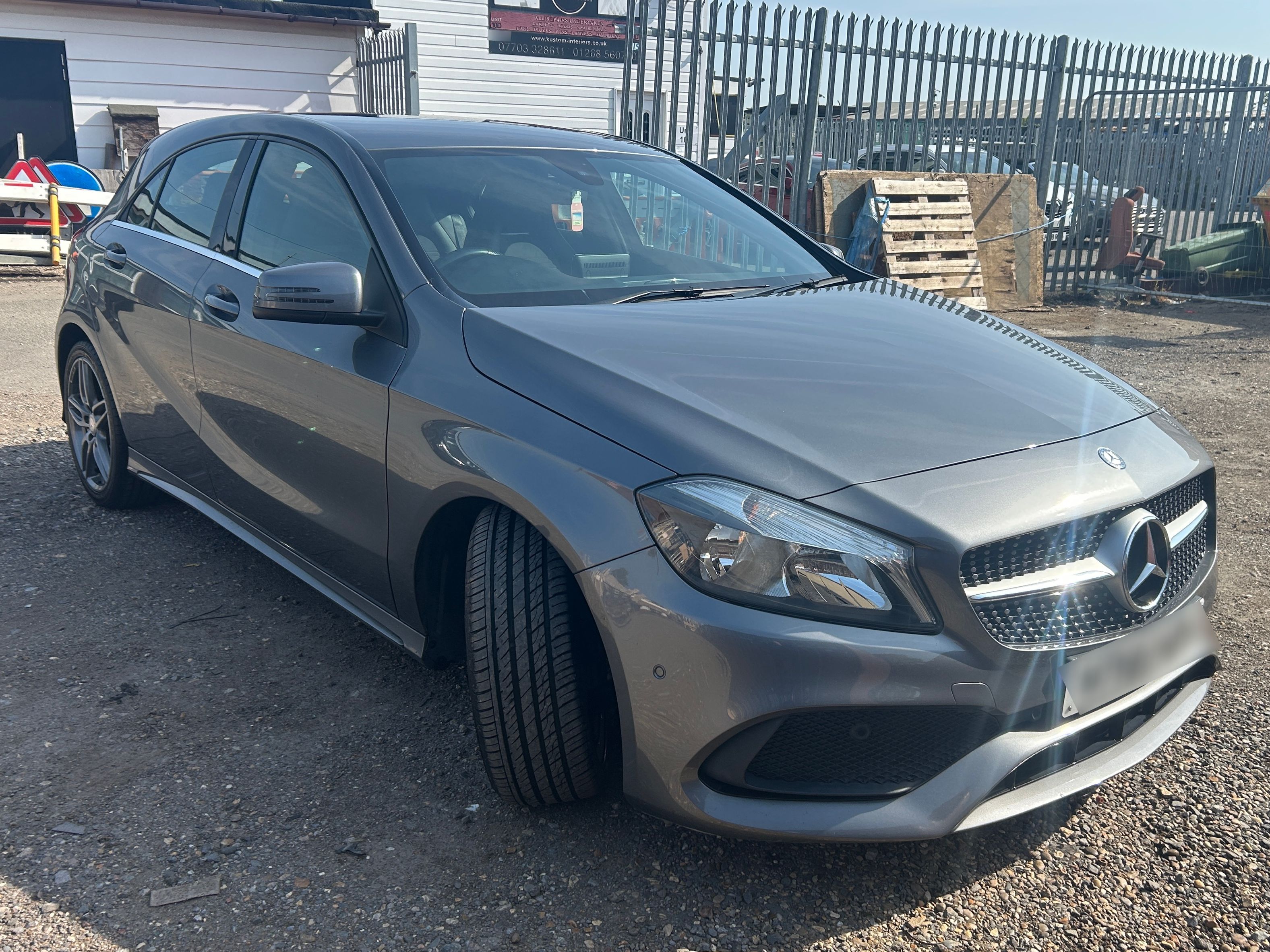 Mercedes A 180 AMG Line Executive